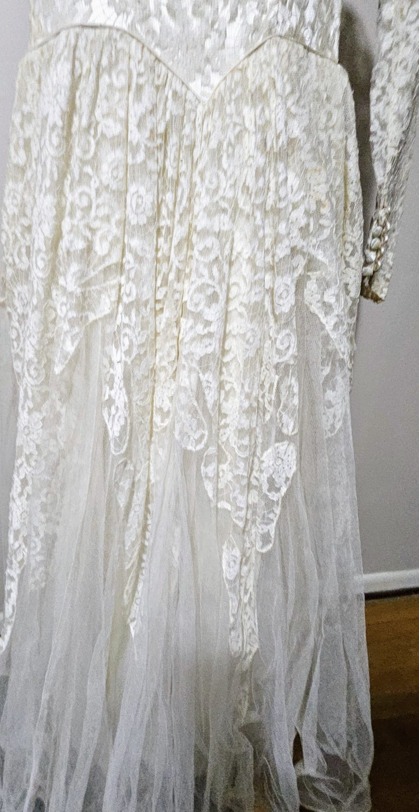 Vintage 50s Maurer Wedding Dress Tulle Lace Button Up Cottage Core