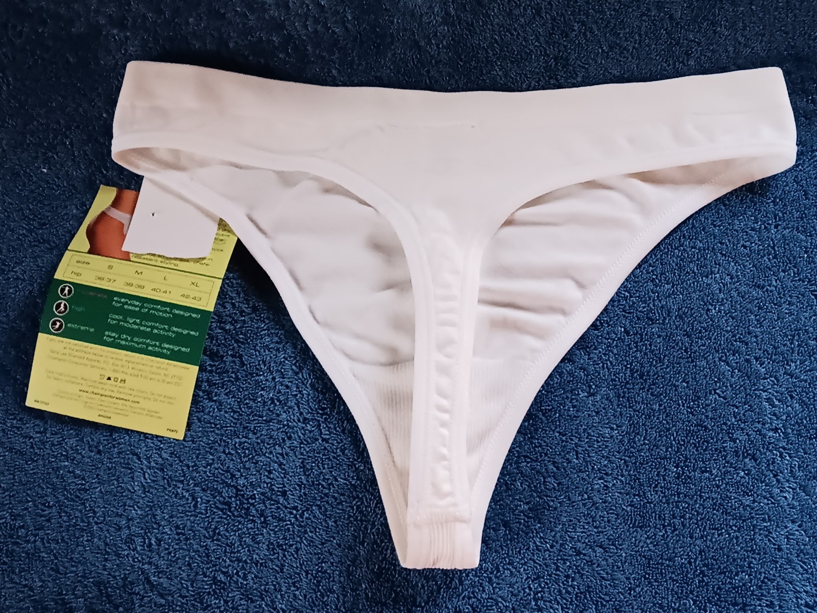 2003 VTG CHAMPION Double Dry SEAMLESS SPORT Panty L THONG 4613 NWT White Undi