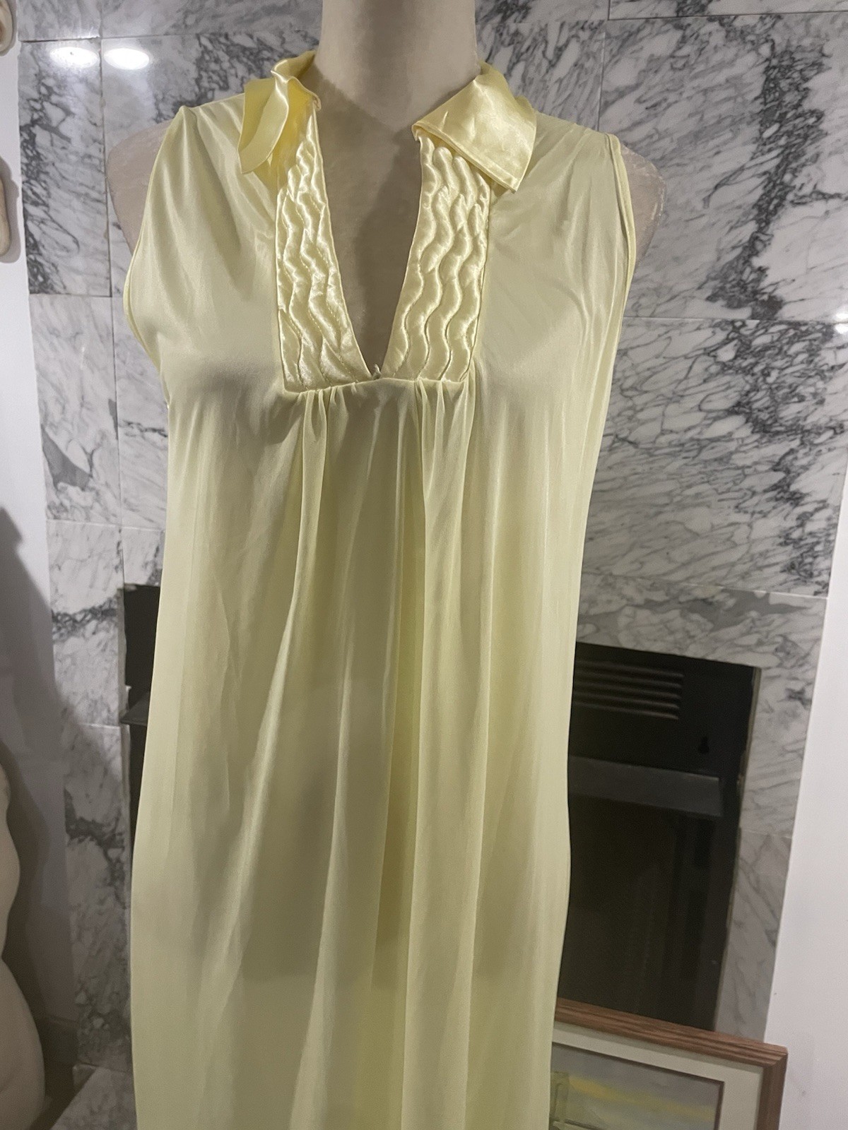 Nan Flower Vintage 1940’s Lace Dress Gown Satin Collar Trim Elegant Yellow