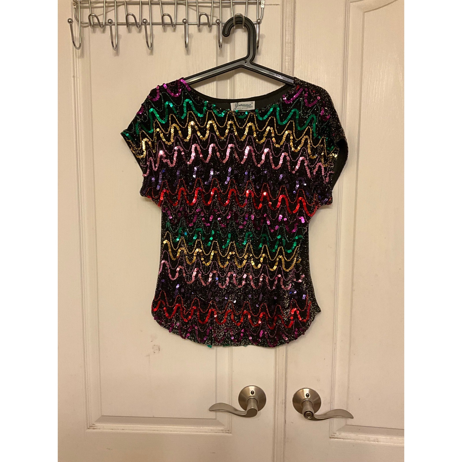 Vintage Joanna Sequin Multicolor Zig Zag and Black Gold Metallic Top – Med