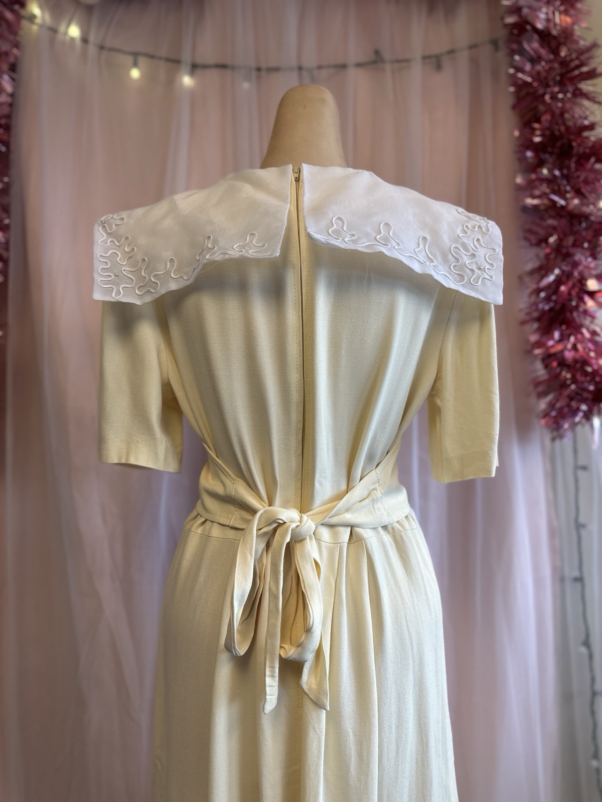 Vintage 90s Cottagecore Maxi Dress Yellow Tie Back Big Collar Grunge Boho M/L