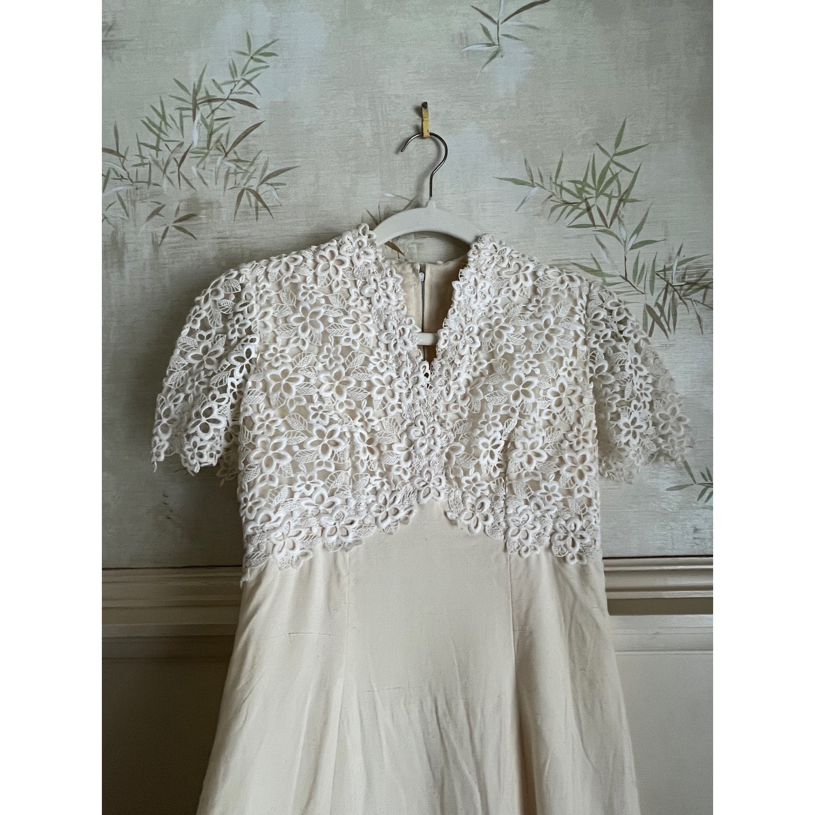 Vintage 60s Ivory Lace Raw Silk Wedding Gown Maxi Dress Empire Waist XS