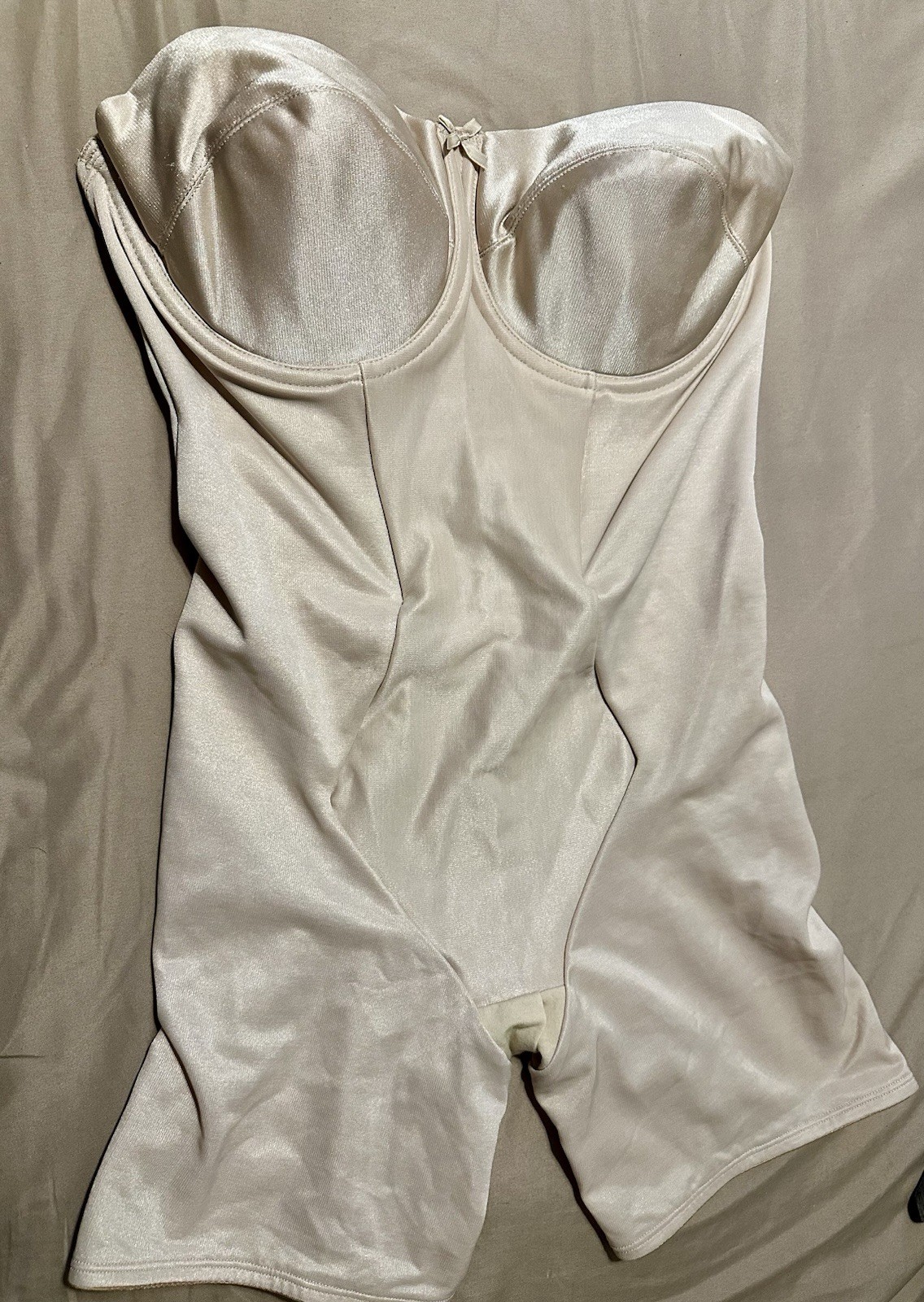 Vintage Miracle Suit Shape Wear Bodysuit Beige Underwired Strapless 40D