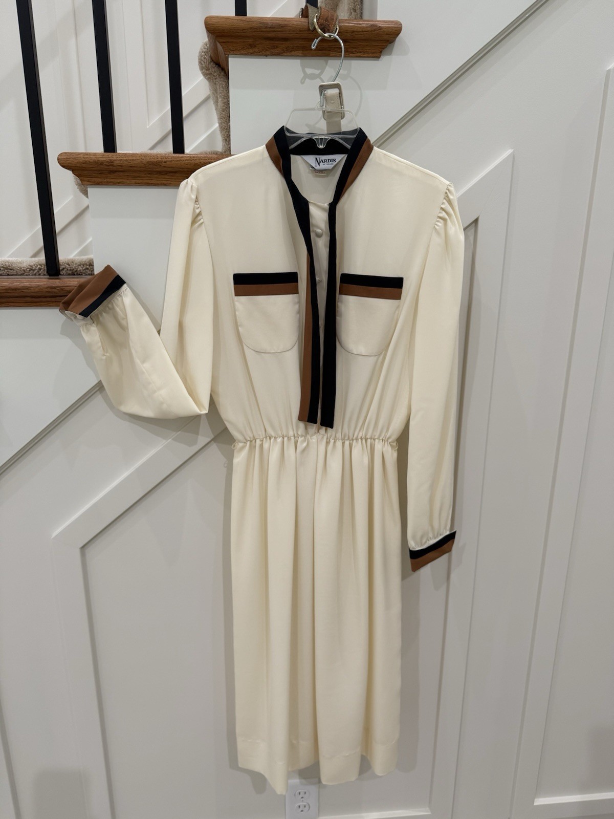 Vintage Nardis of Dallas Ecru Dress w rust and black tailor trim. sz 10