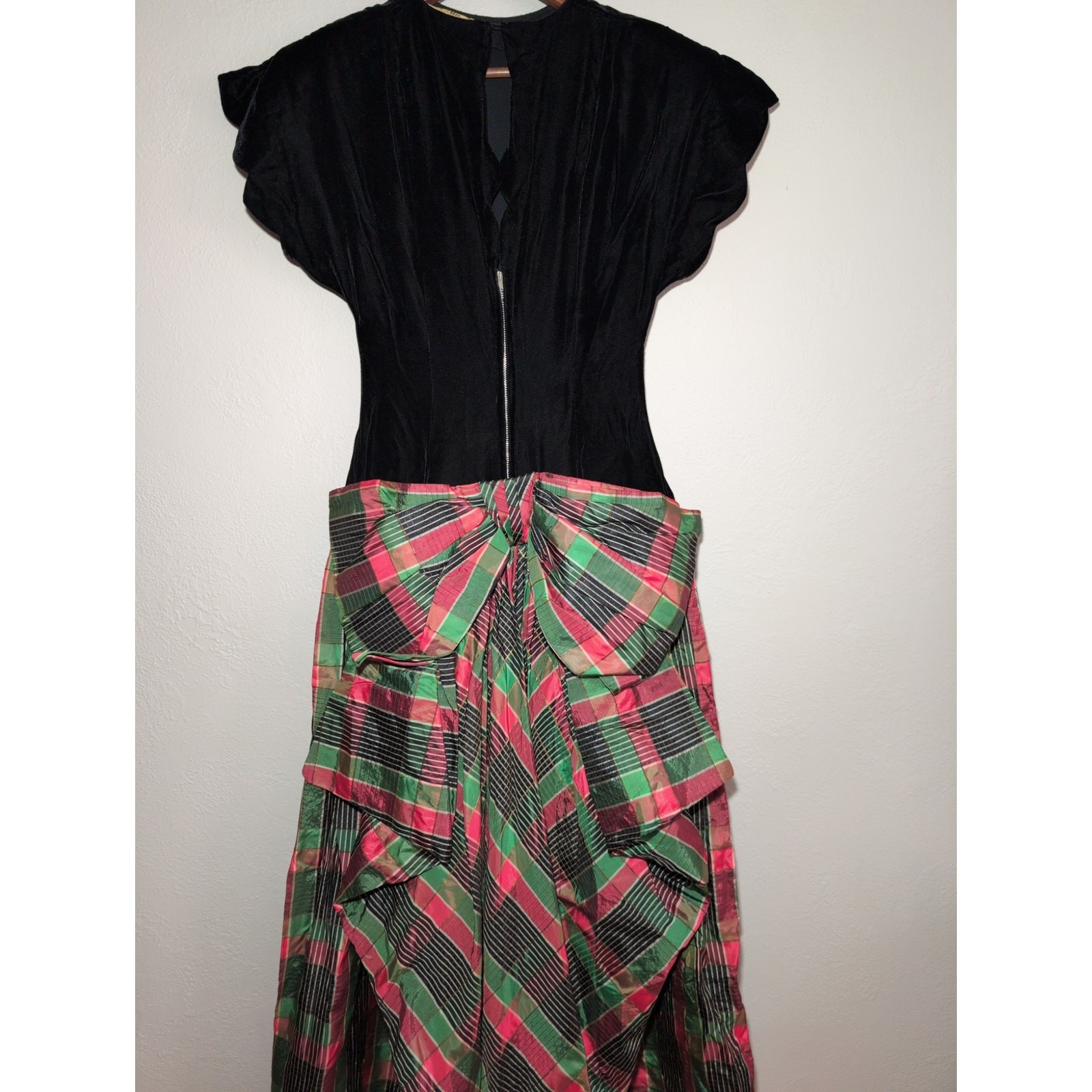 Vintage Party Lines by Domb Black Velvet Green/Pink Taffeta Dress Ball gown XXS