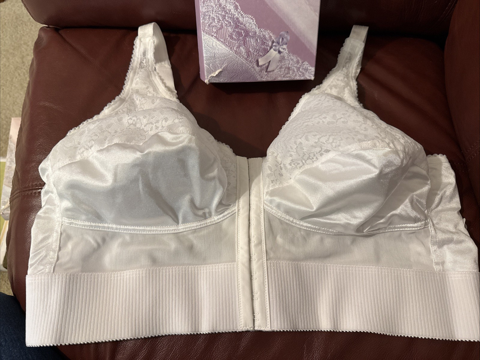 NEW Jodee Surgical Style 1805 Post Mastectomy Bra WHITE w/Pockets USA-MADE 44B