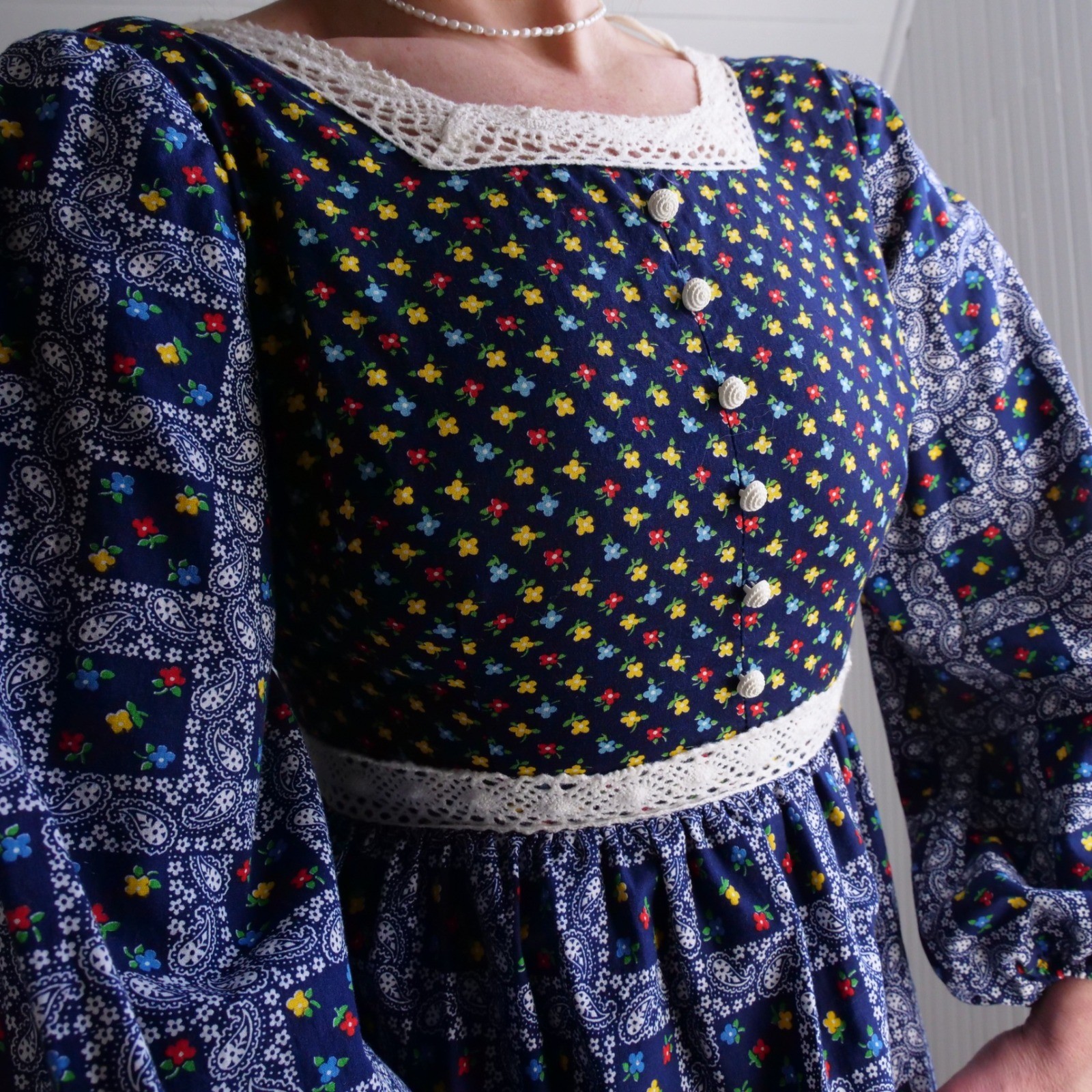 Great vintage 70s calico print maxi peasant dress