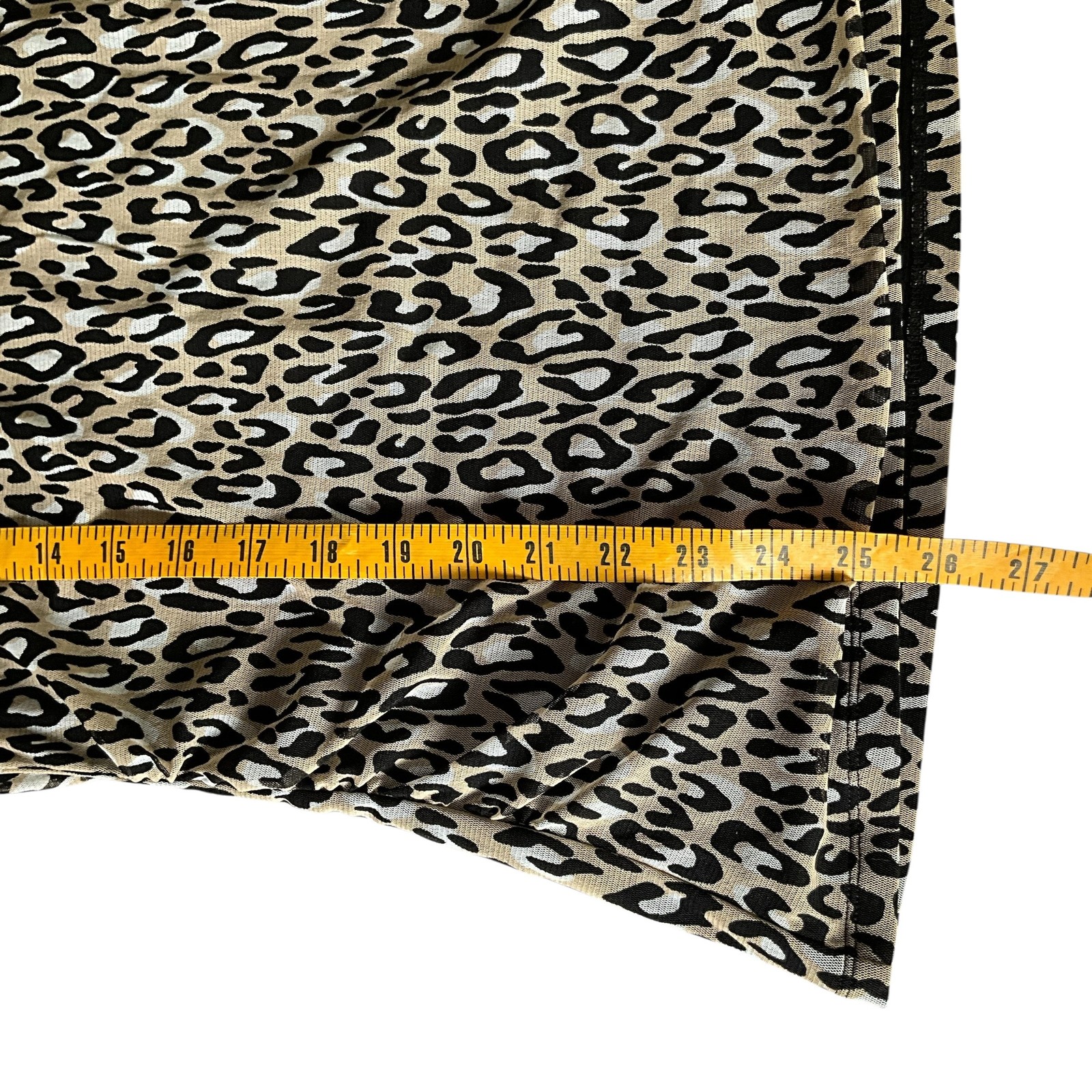 Dana Buchman Leopard Print Blouse: 90s, Y2K