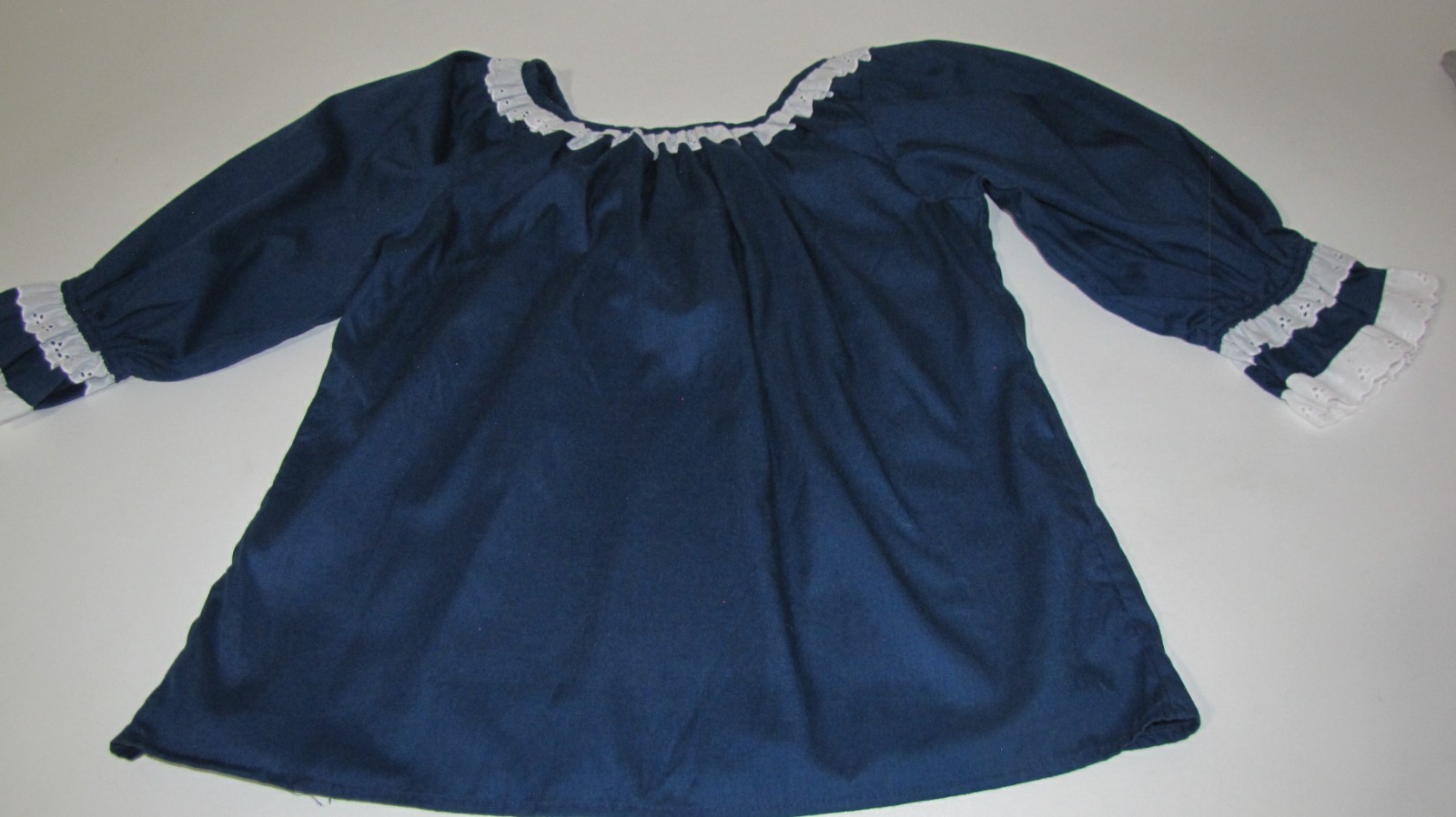 VTG Rockmount Top Navy-Blue Square dance eyelet-Lace-trims Short-sleeve Wm. M