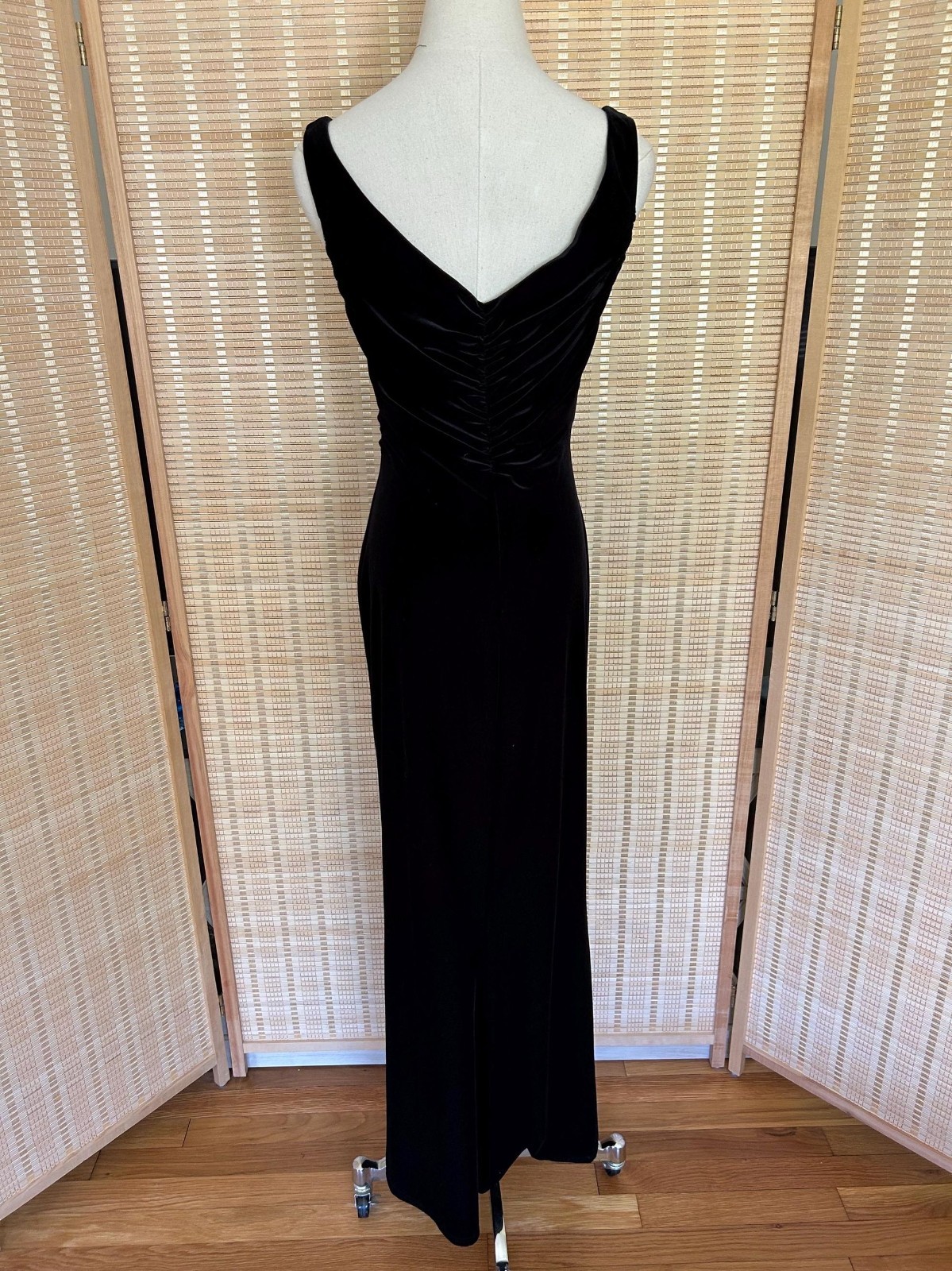Vintage Onyx Nite Black Velvet Gown Size 6 | Rhinestone Formal Dress | Old Holly