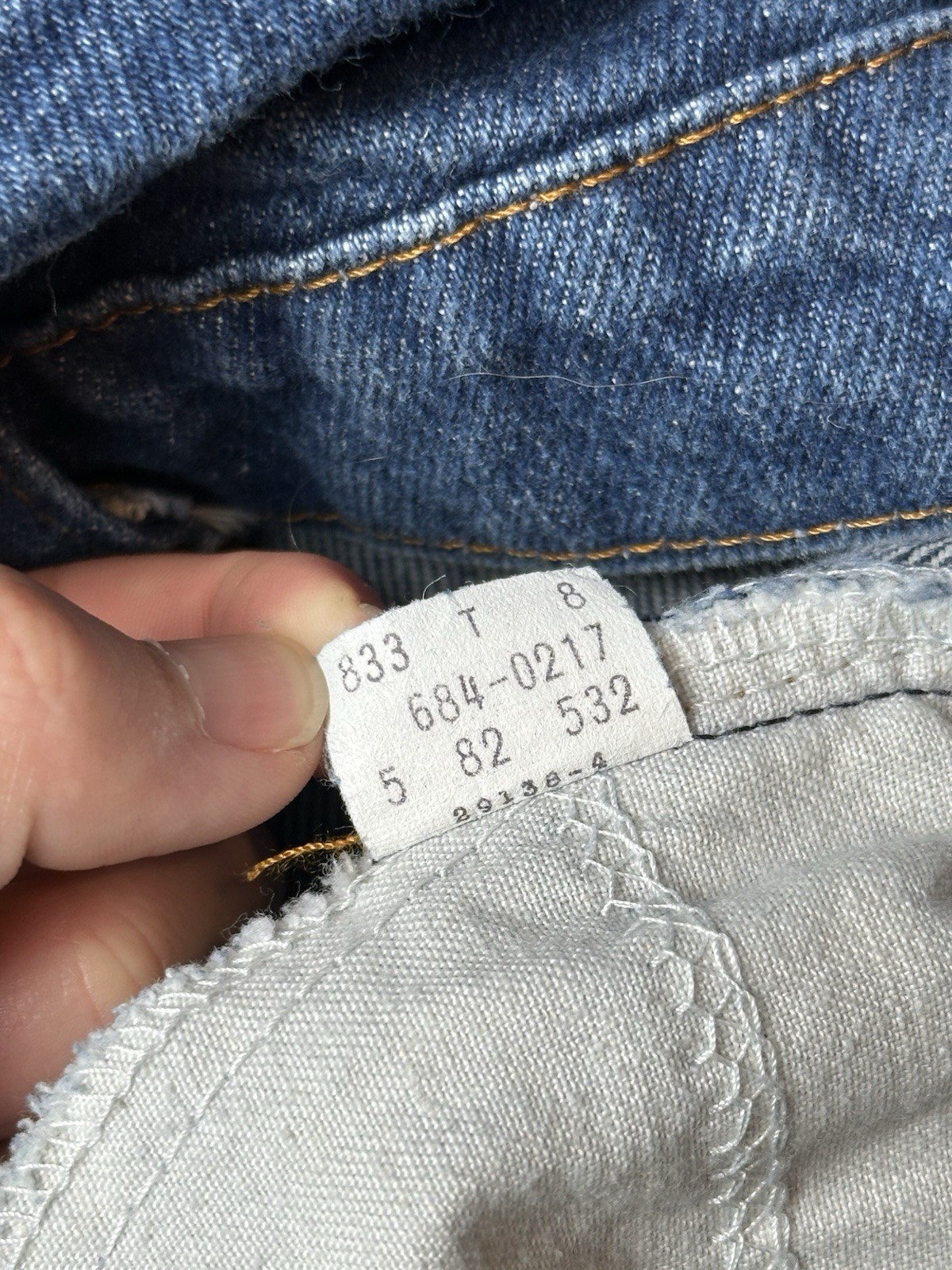 Vintage 1980s Orange Tab Bell Bottom Levis Women’s 32×28