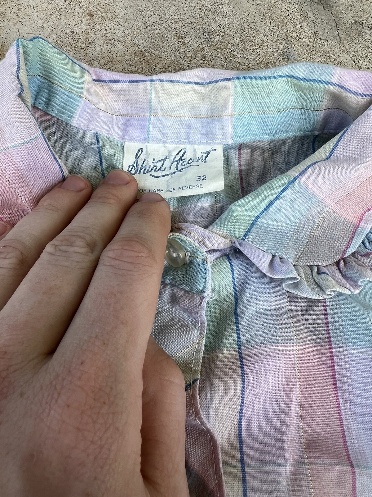 Vntg 1950s Pastel Multi Color Plaid Blouse With Ruffle Collar Classic Size XS/S