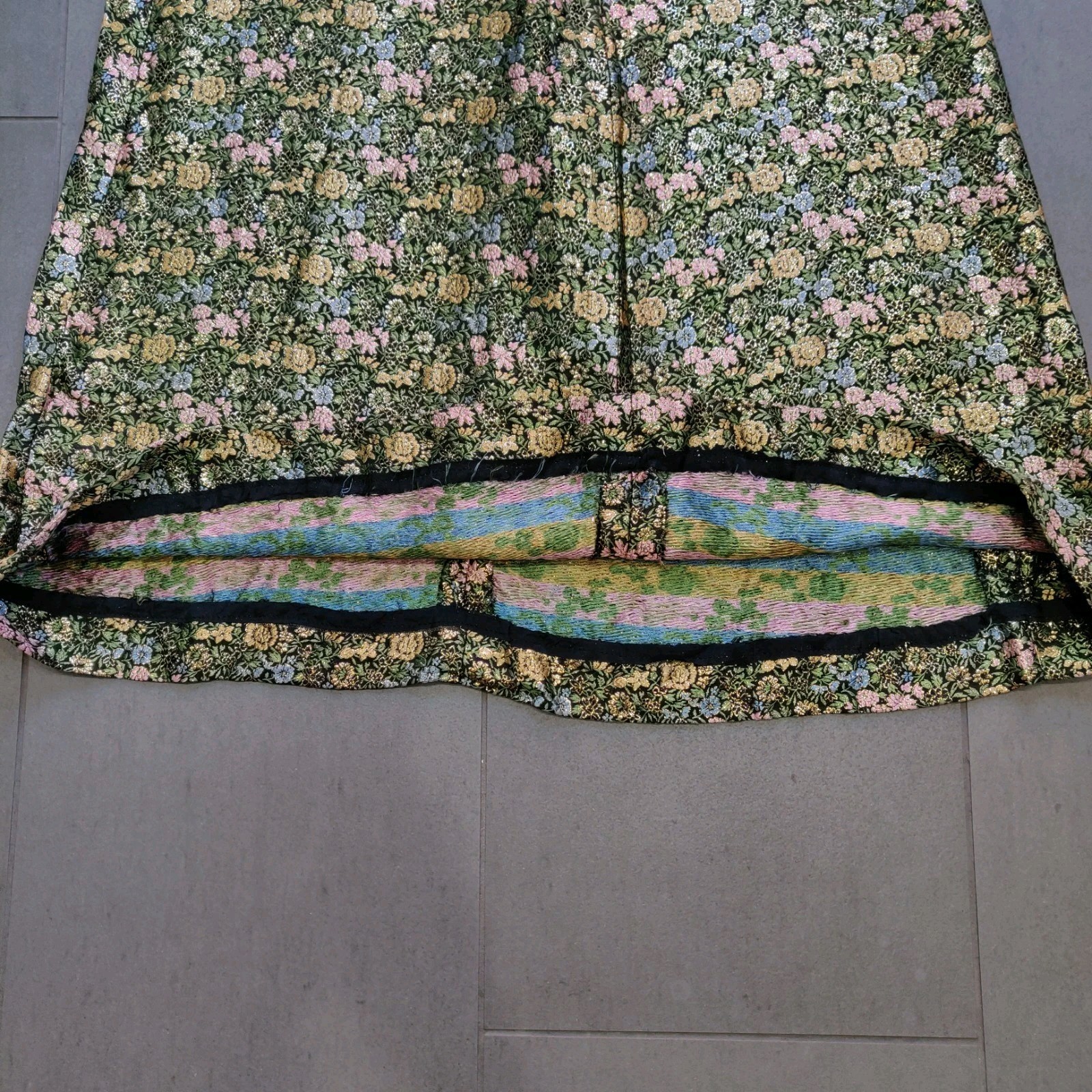 True Vintage 50s Velvet Floral Bavarian Dirndl Dress 10 Murlen Zip Whimsigoth 👗