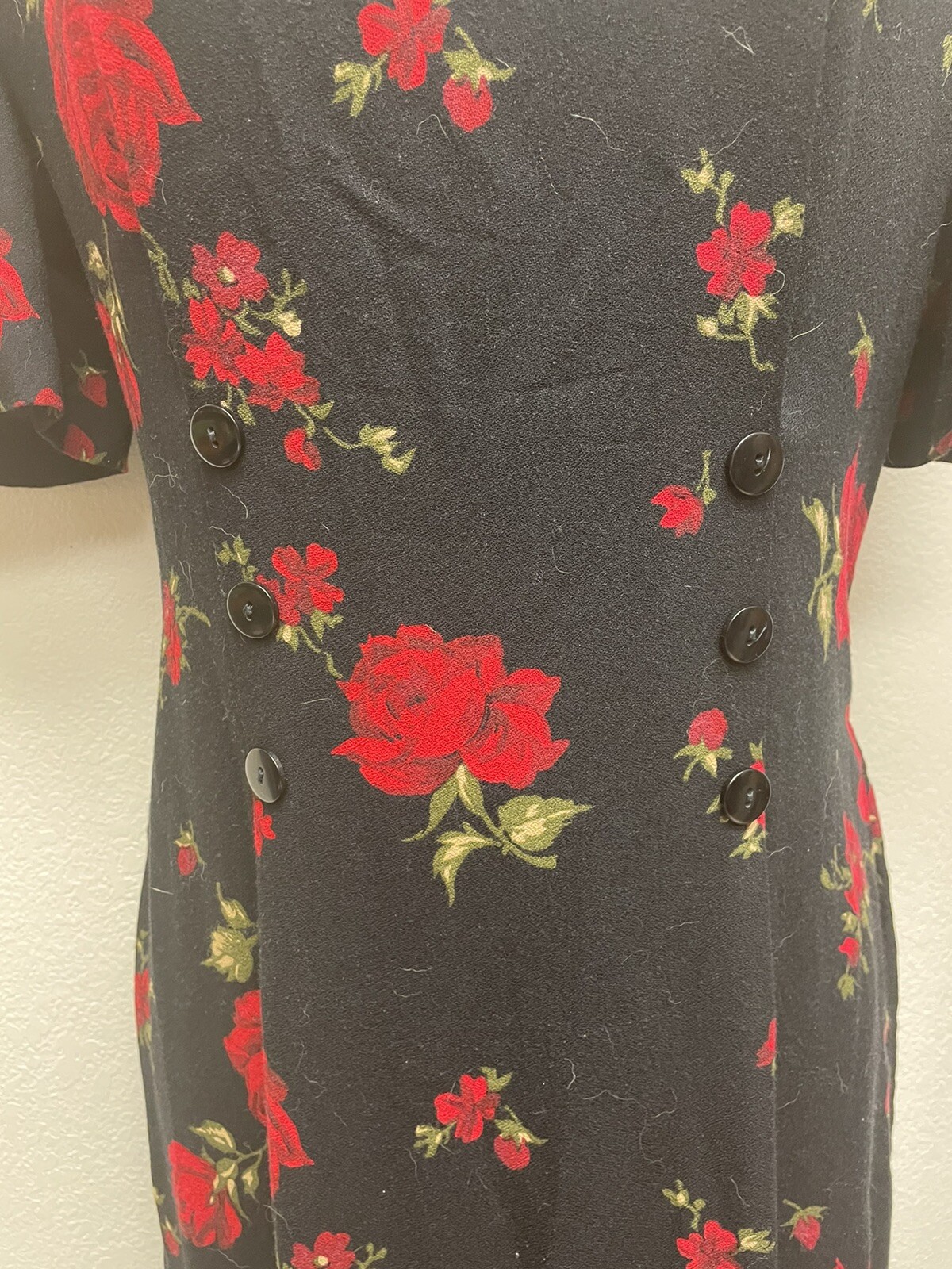 Vintage Betsy’s Things Black & Red Rose Elegant Button Accent Pencil Dress