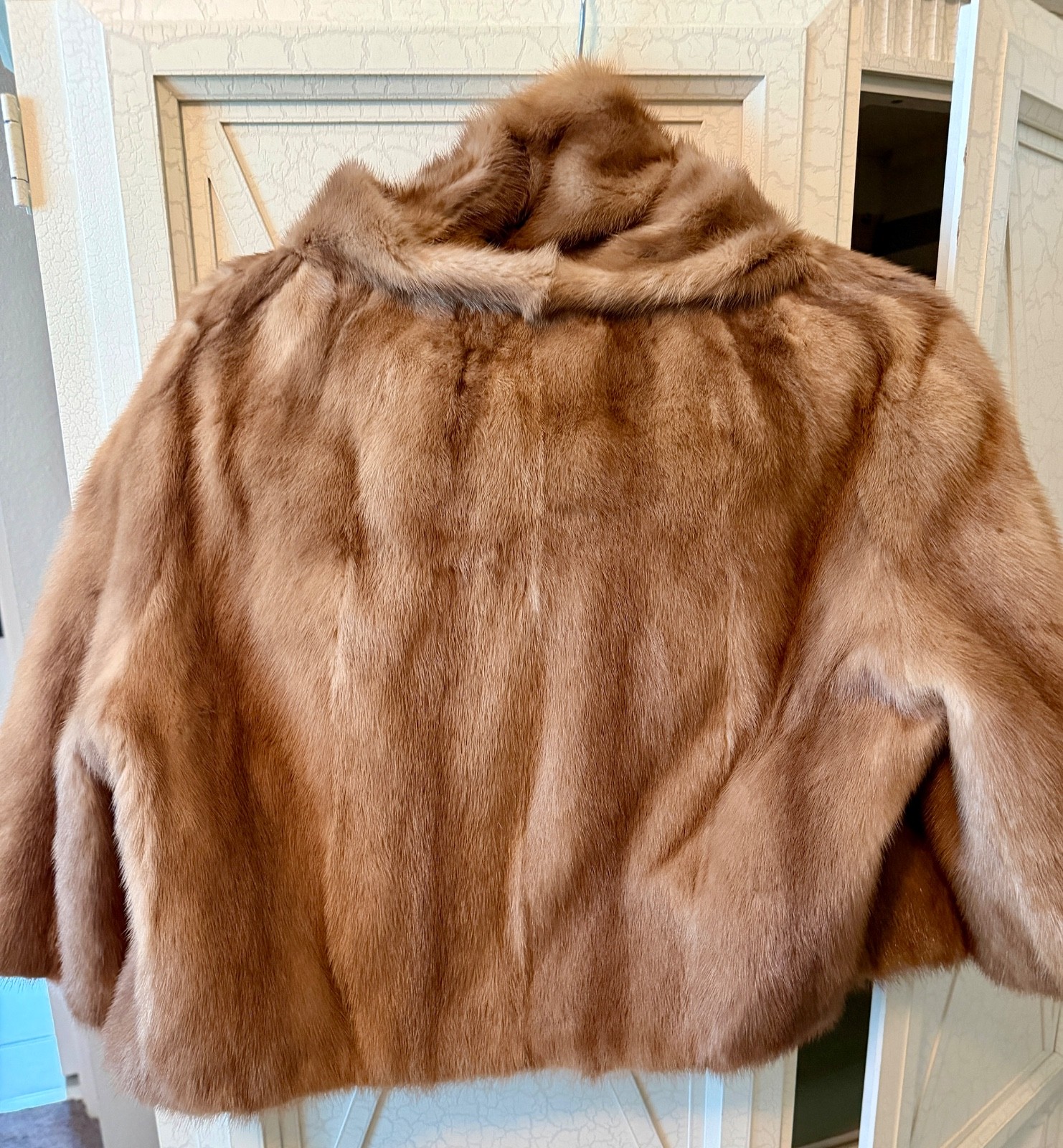 Vintage EMBA Autumn Haze Natural Brown Mink Fur Stole Cape Wrap Shawl 1960s