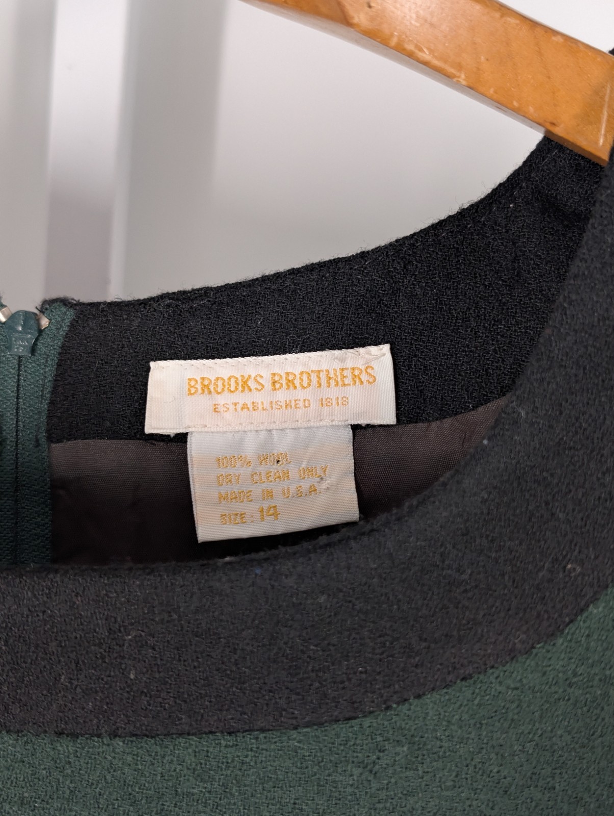 Brooks Brothers Vintage 80s Crepe Fleece Wool Dress USA Boho Holiday Winter 40″