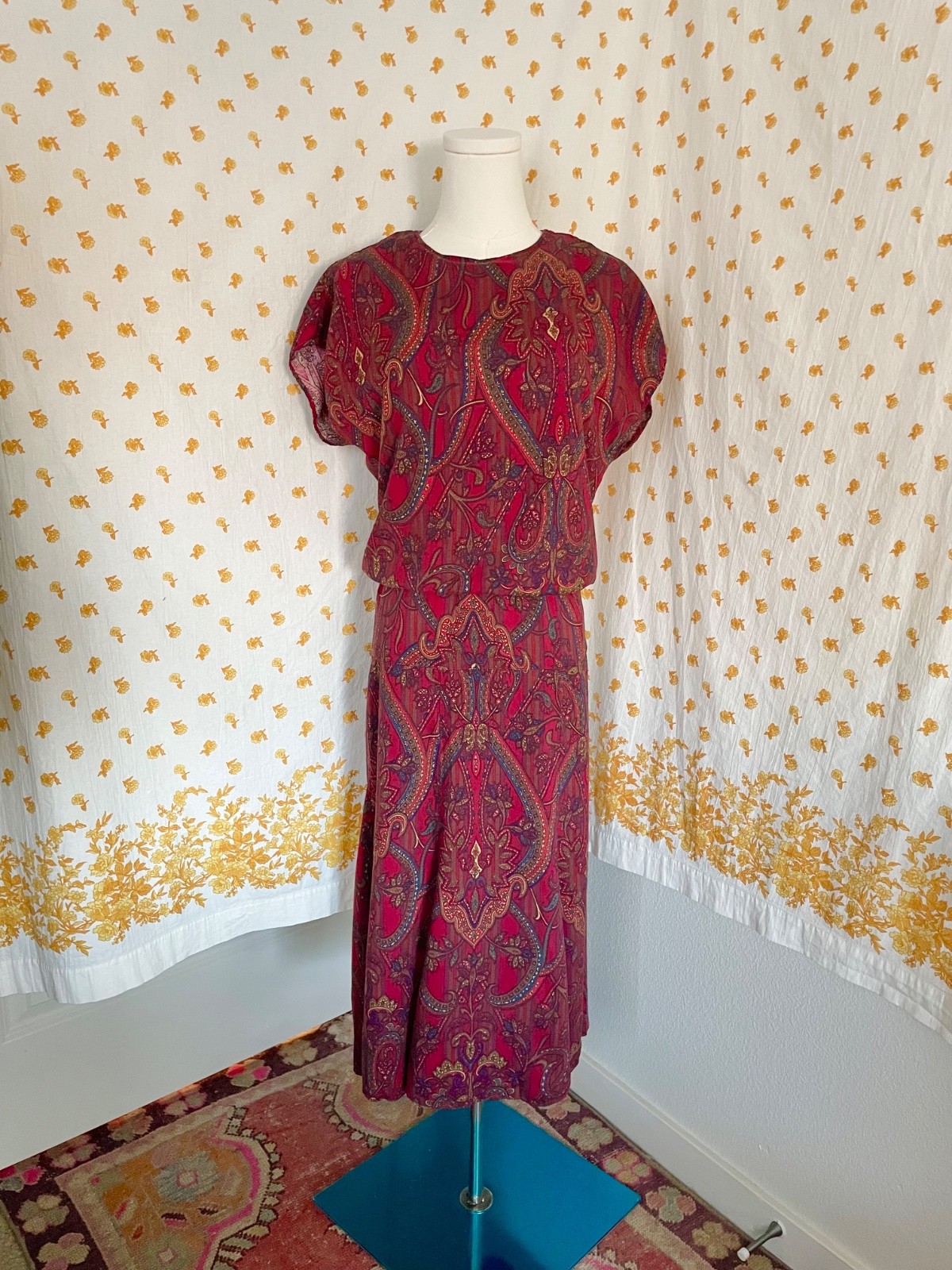 Vintage Amy-Deb Paisley Rayon Midi Dress 80s 90s Boho Jewel Tone USA M