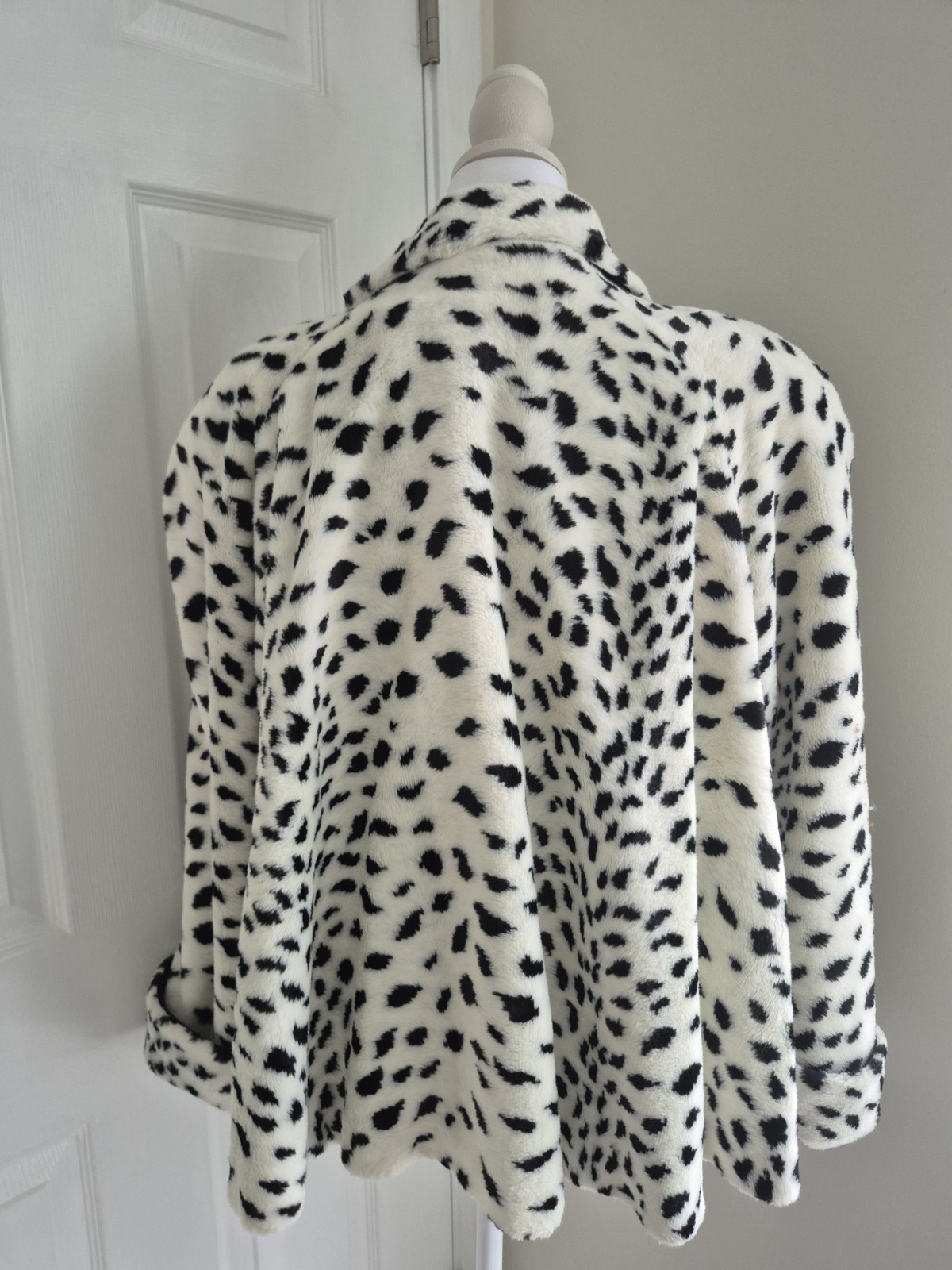 Vintage 70s 80s LOROVI Dalmatian Print Faux Fur Coat Jacket Made in USA Size M