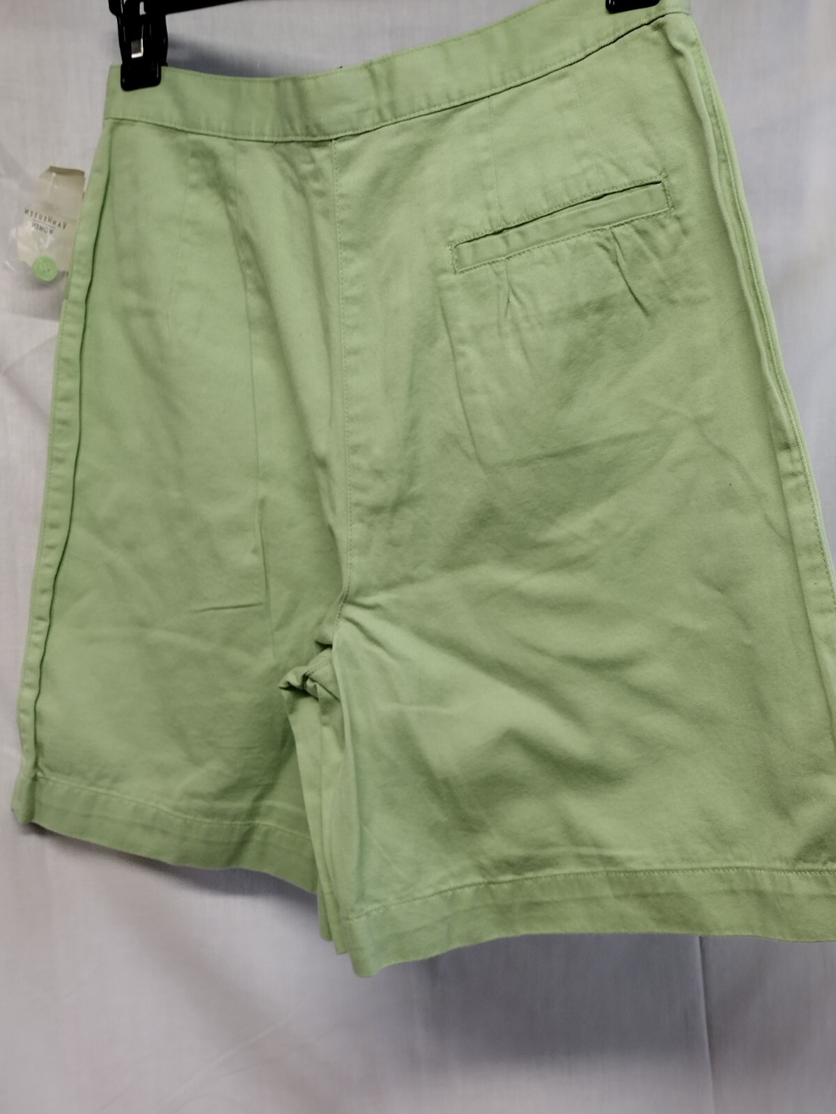 VINTAGE VAN HEUSEN SHORT PANTS SIZE 10 GREEN ZIP & BUTTON CLOSURE NWT 100%…