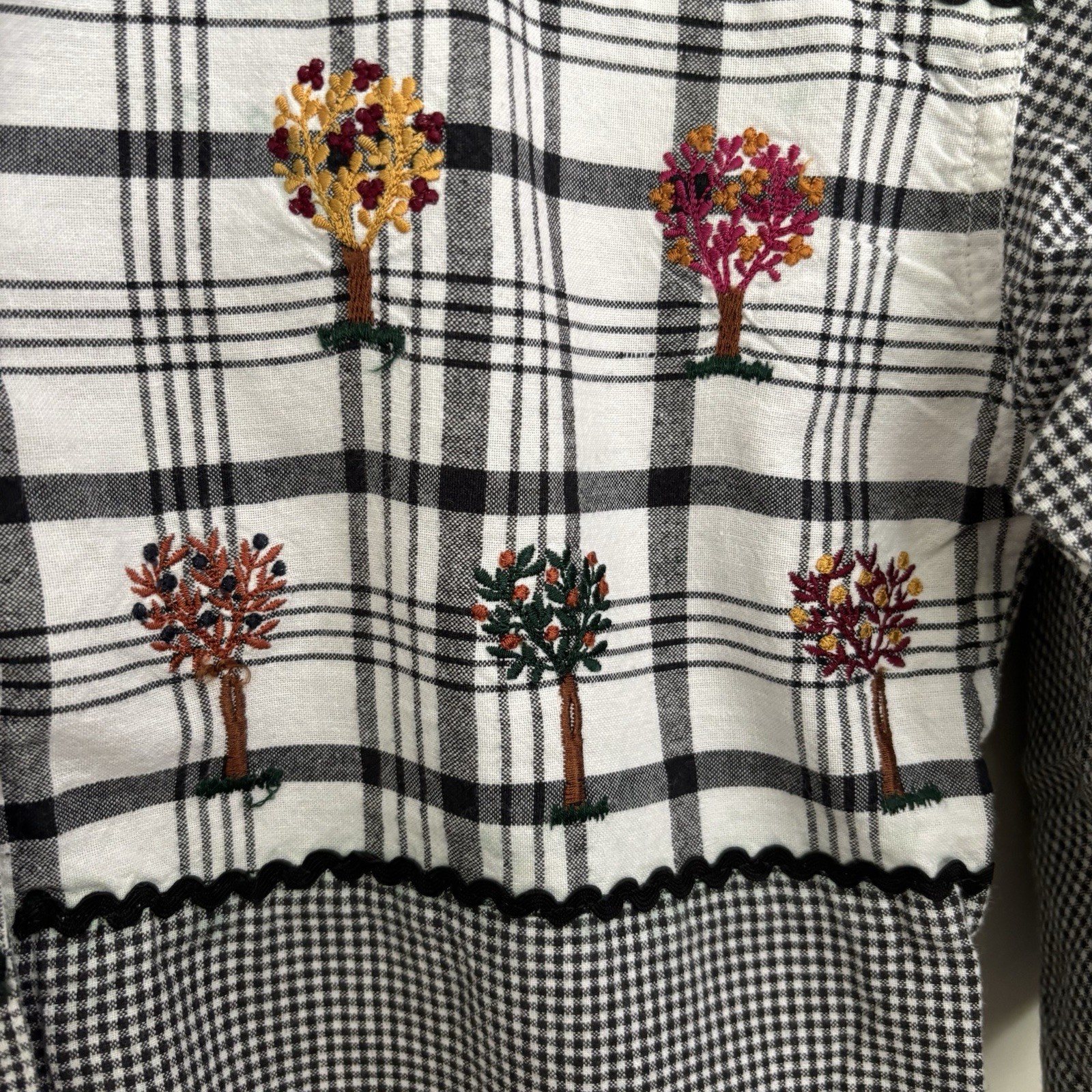 VTG 90s That’s The Way To Go Long Sleeve Gingham Embroidered Trees Shirt-S-Fall