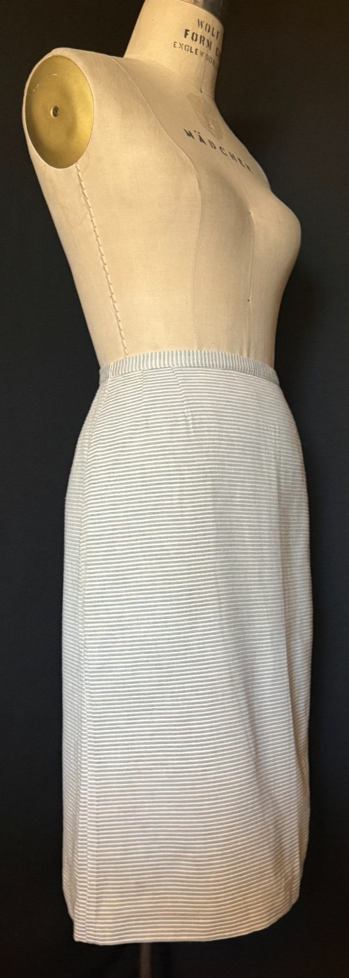 Vtg 1960’s EVAN- PICONE, WOMEN’s PENCIL SKIRT, fine Woven RIBBED Cotton Twill,