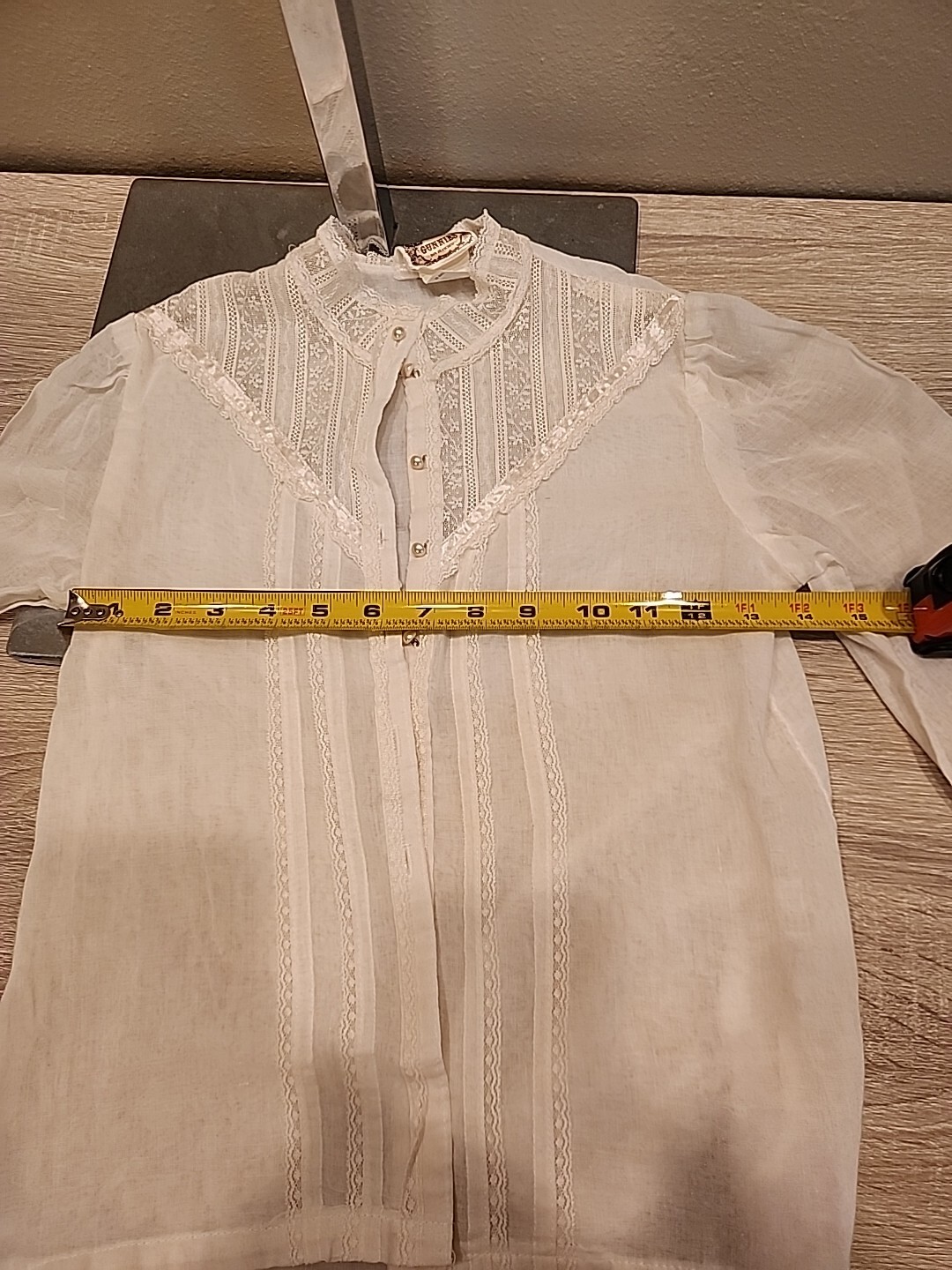 Jessica Gunnies Gunne Sax Women’s Vintage Blouse Lace Pearl Delicate See Below