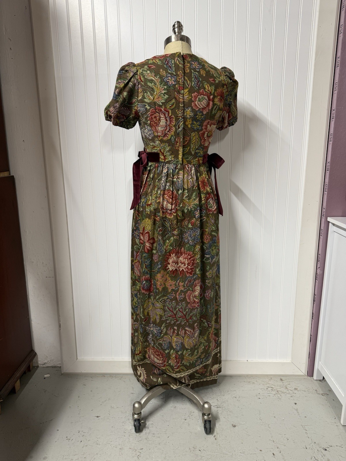 1970s Vintage Young Edwardian by Arpeja Boho Floral Maxi Dress: S