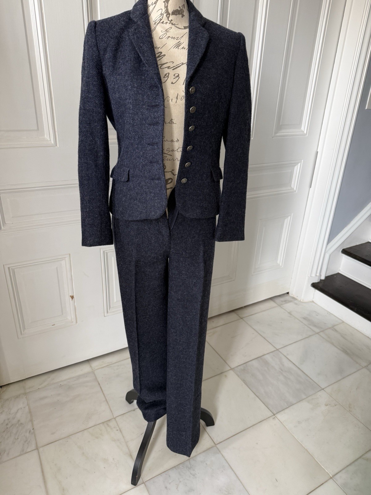 Vintage Intuitions 100 % Wool Dark Blue 2 Piece Pant Suit Ladies Size 6