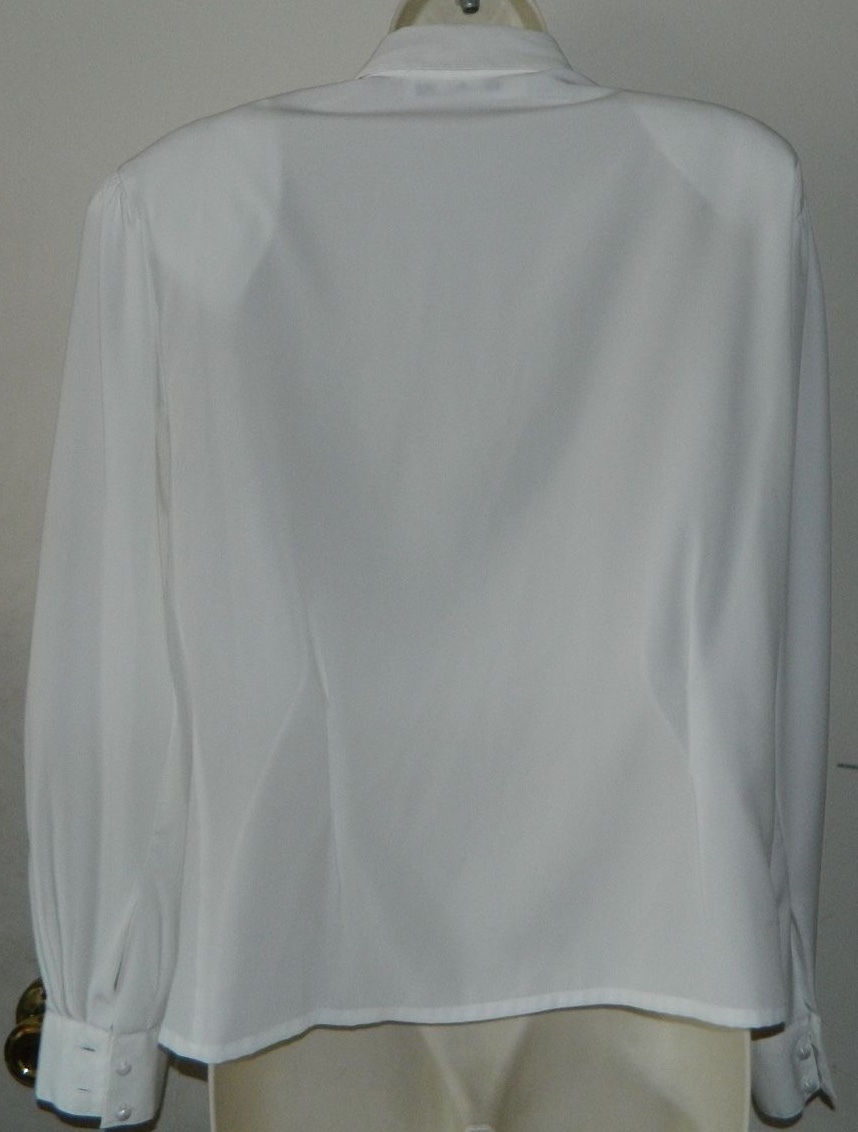 Women Vintage CHAUS Solid Ivory Button Down Shirt long Sleeve Work Casual 12