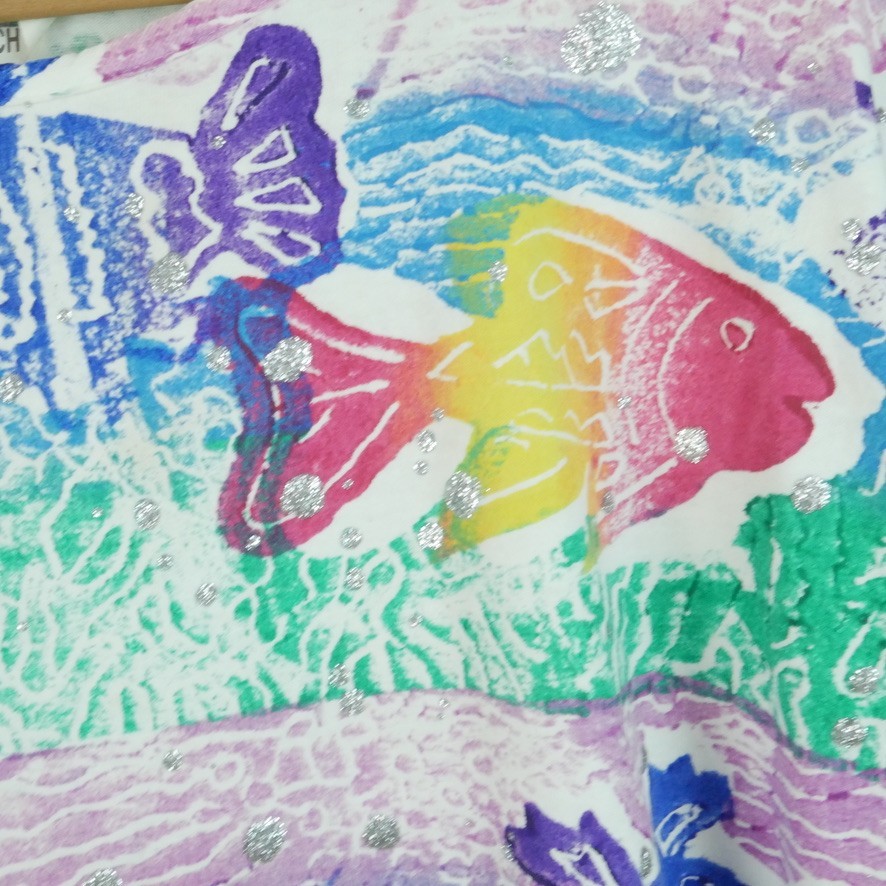 Vintage 90s Fish Print Tropical T Shirt Glitter Surf AOP 80s Beach Multicolor OS