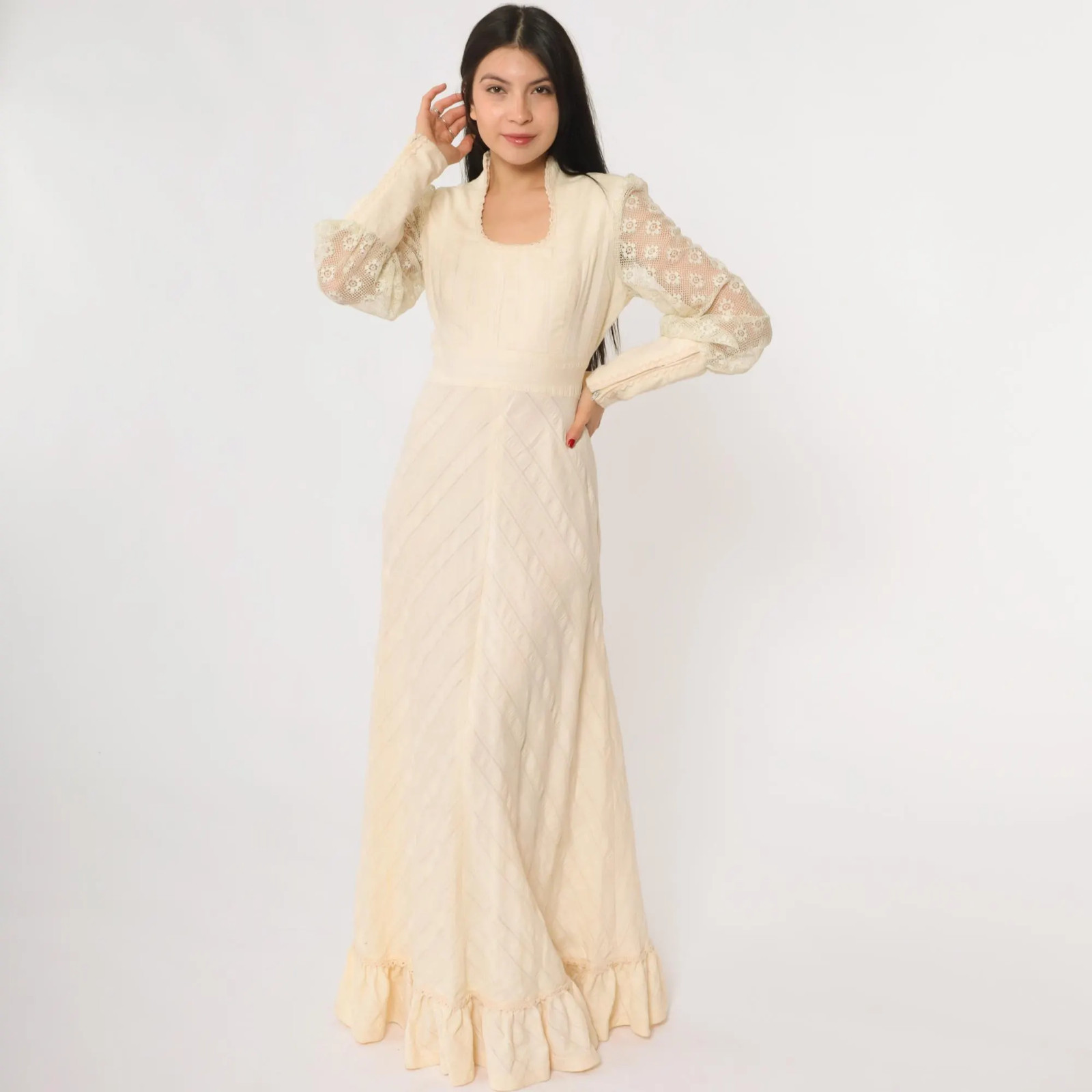 70s Lace Maxi Dress Cream Long Sleeve Scoop Neck Prairie Wedding Romantic Cottag