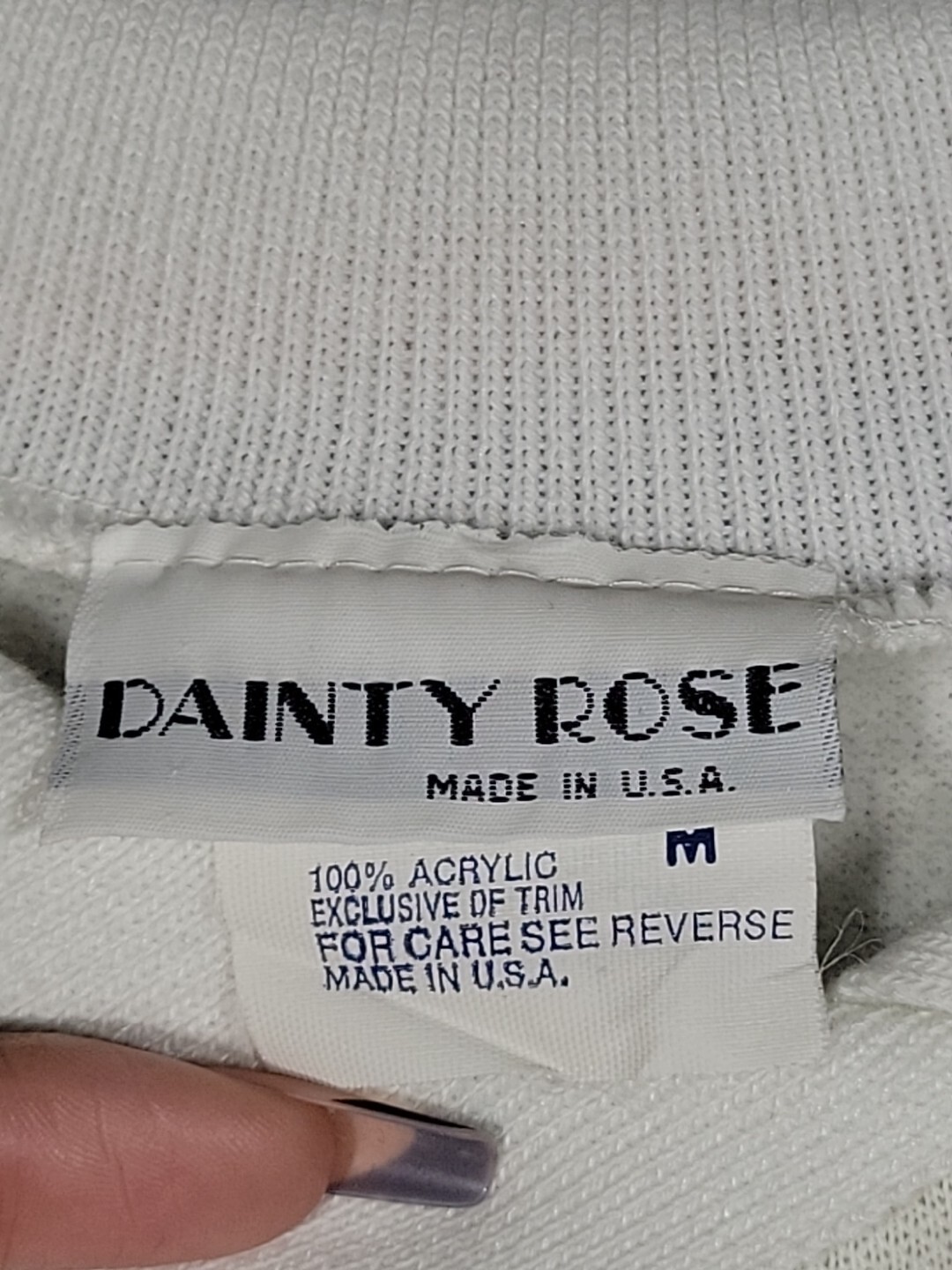 Dainty Rose M Vintage Womens Sweater 1980s