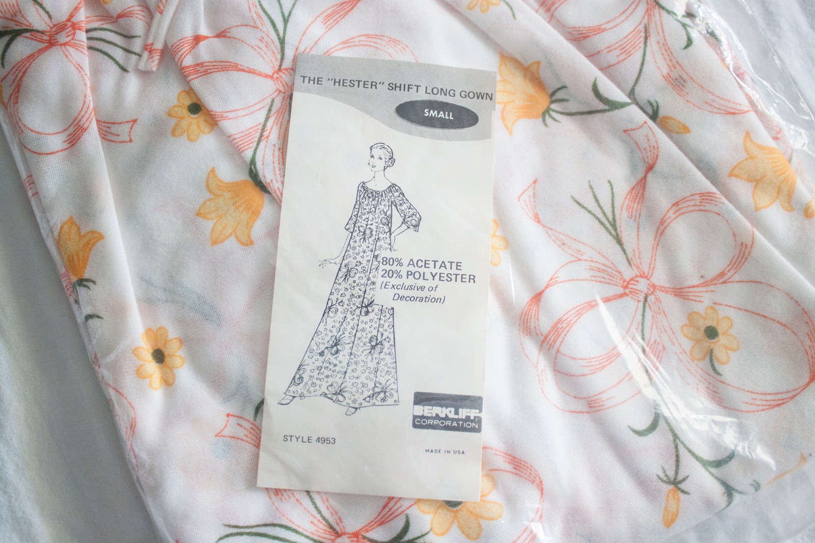 Vtg 60s White Floral Shift Nightgown Berkliff Nylon Dress Pajama Gown NIP