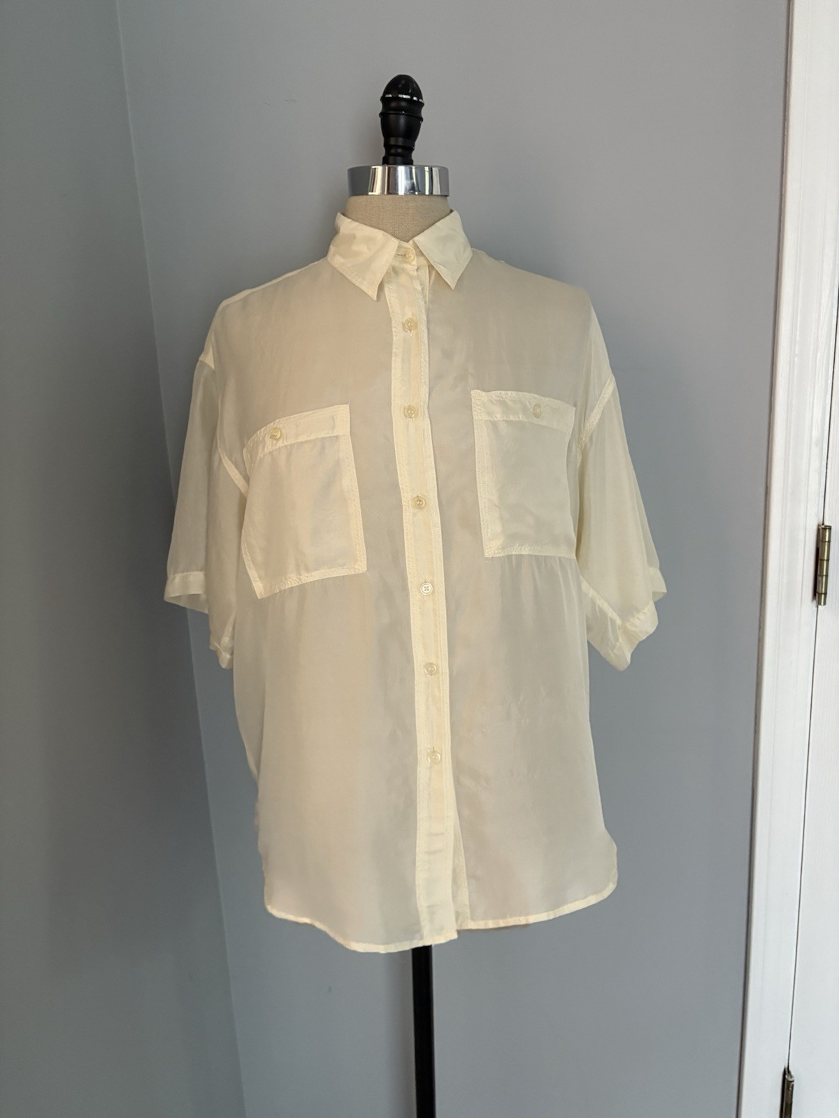 Vintage 90s Sheer Silk Ivory Shirt Boxy Minimalist Basic Classic Structured Med