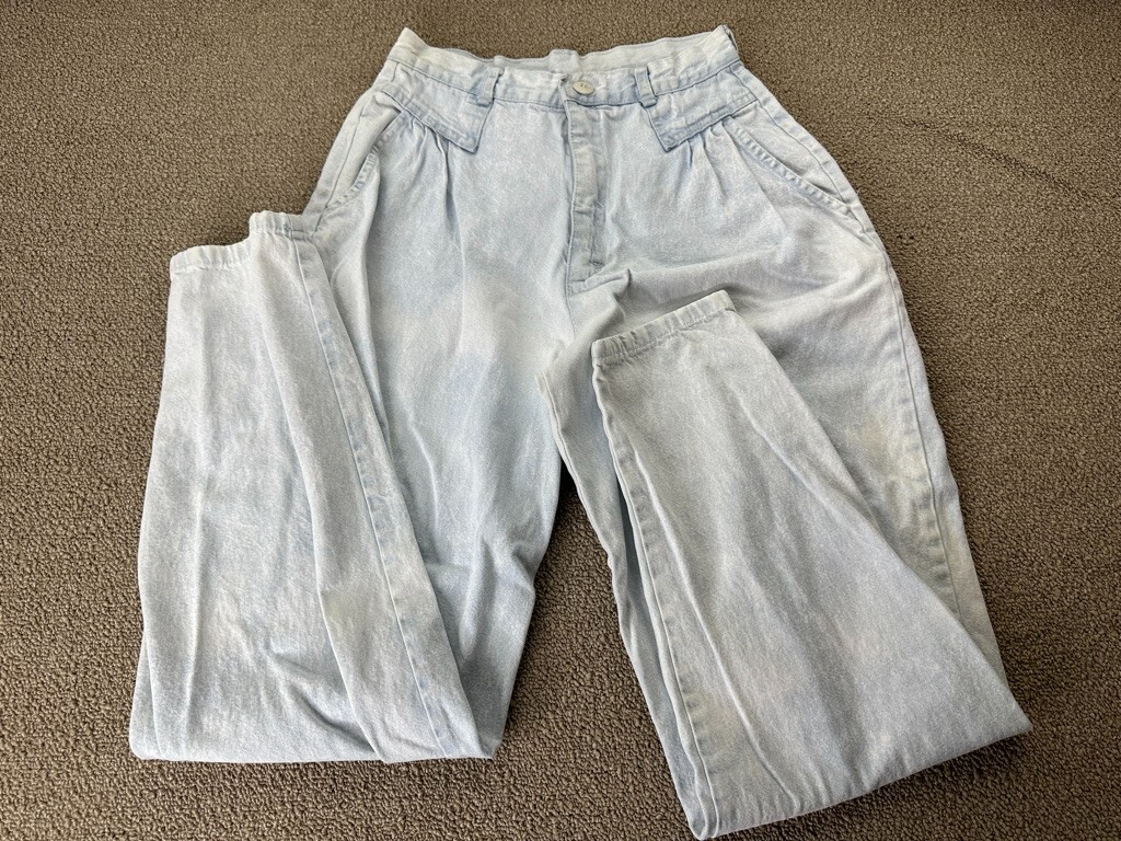 Cherokee Jeans Womens 25 Faded Light Blue Washed Worn Distressed VTG