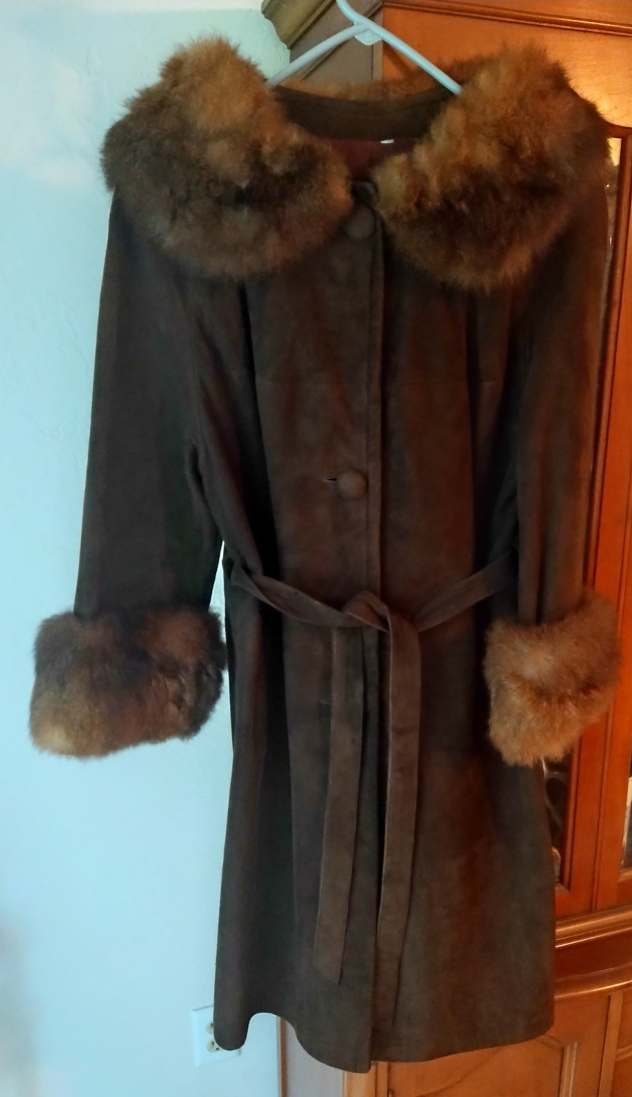 Vintage 70’s Women Chocolate Brown Suede Fox Fur Penny Lane Coat XS/S Belted Y2K