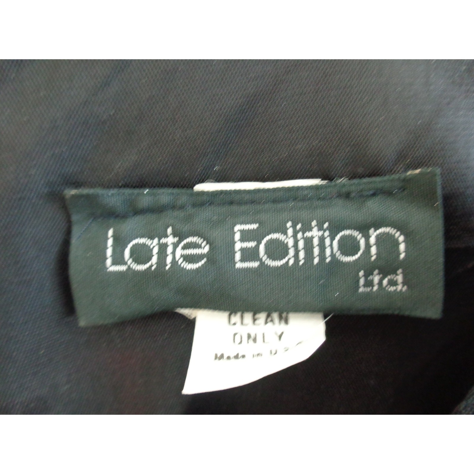 Late Edition Ltd 1990s Black Car Wash Dress V-Neck Silver Weave Belt Slit Skirt