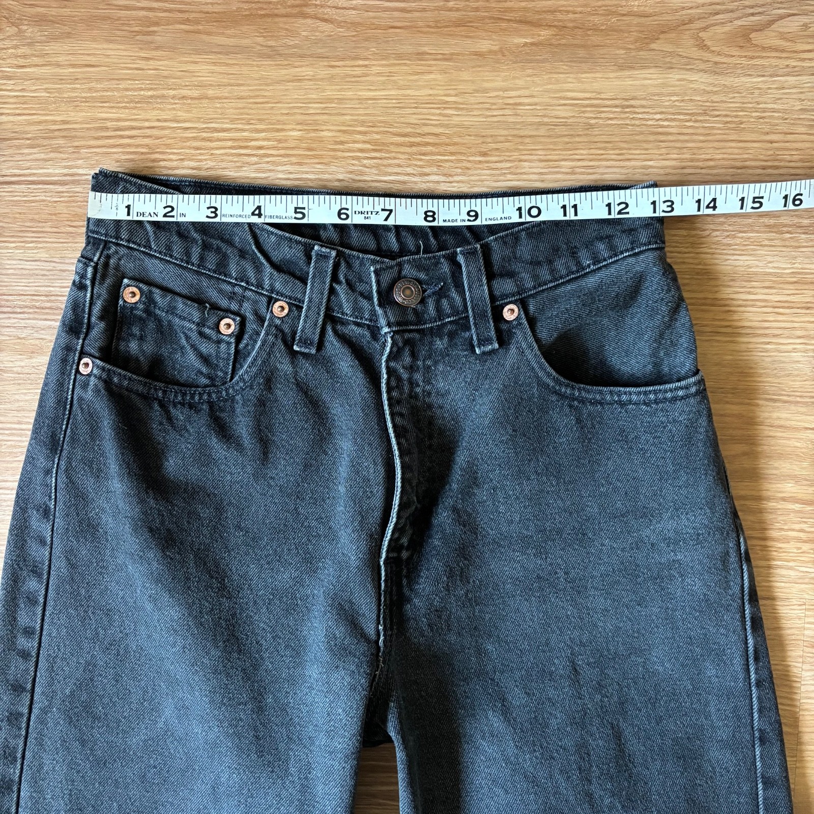 VTG Levi’s 560 Loose Fit Straight Leg Jeans 90s Women’s Size 5 Black Made in USA