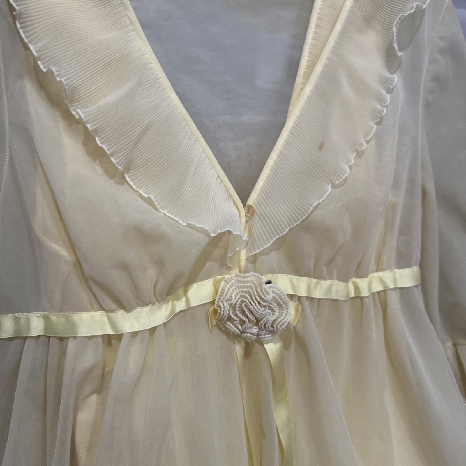 Vintage Evette 2-Piece Sheer Ivory Chiffon Peignoir Set Robe Nightgown Sz petite