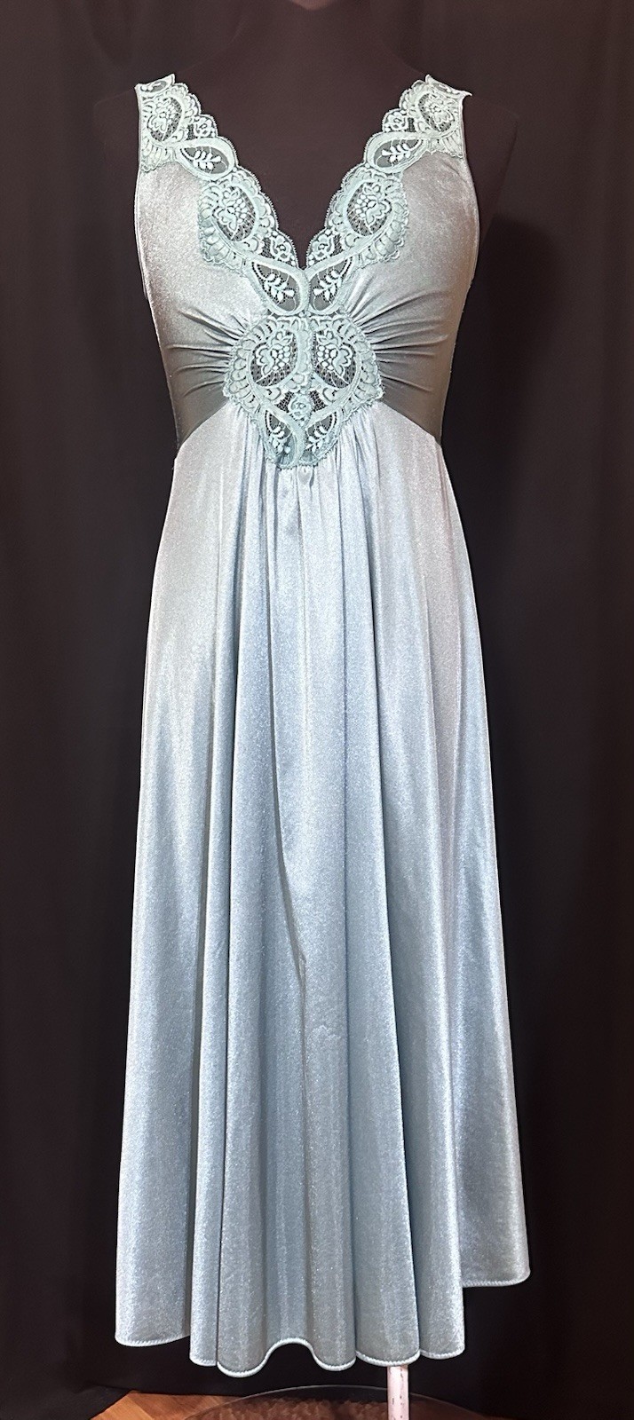 Vintage Olga 98280 Sage Green Full Sweep Nightgown Nylon Tricot Lace XL USA