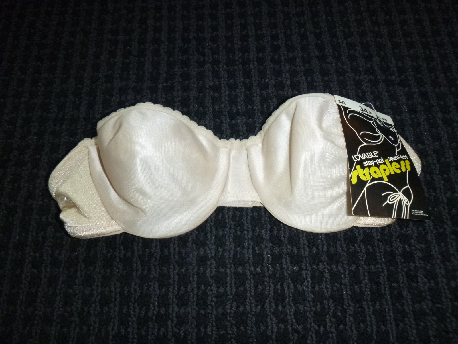 NOS Vtg Lovable Stay Put Seam Free Strapless Bra Beige #882 Sz 34A