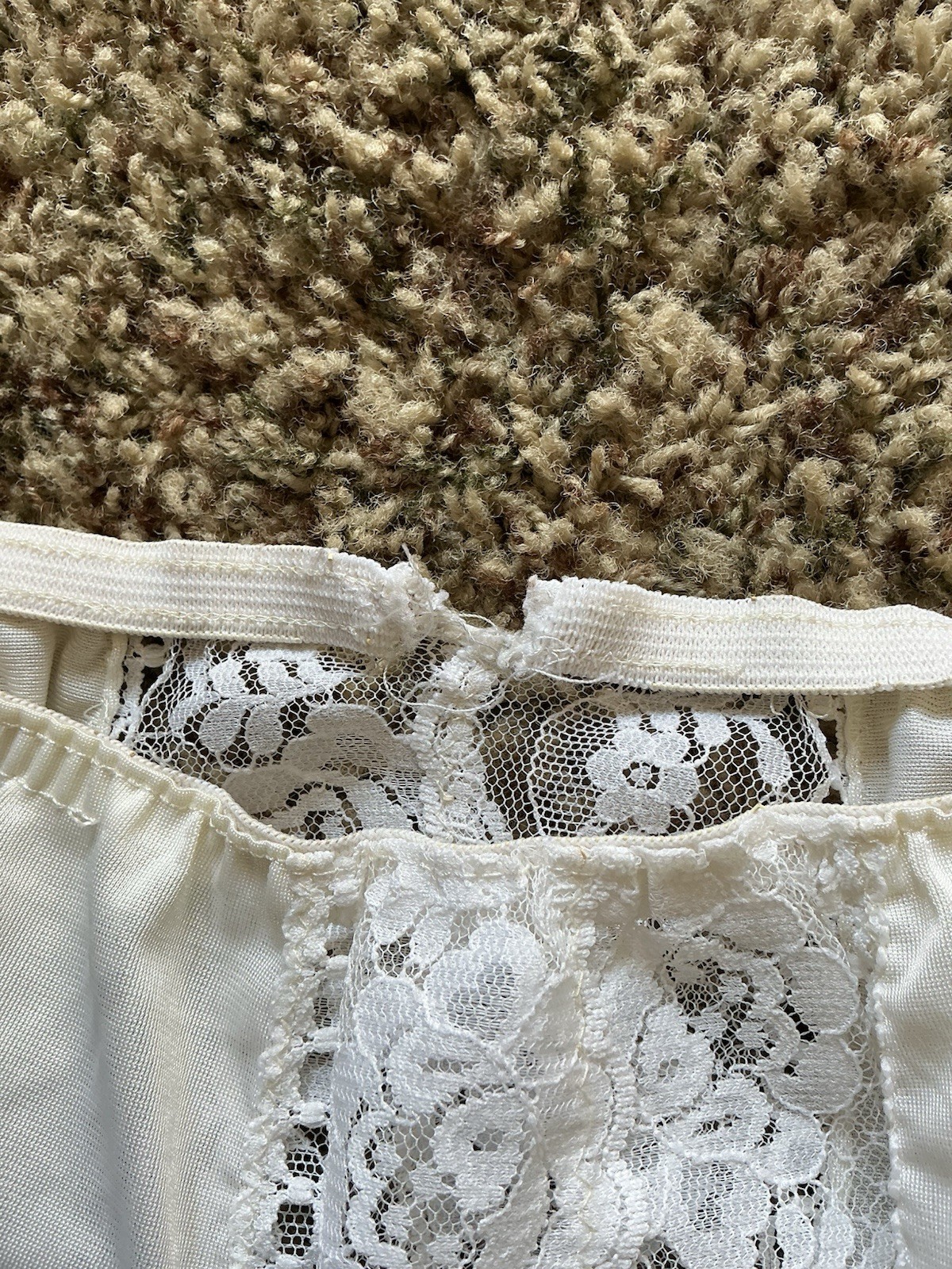 Vintage Mardor White Sz Medium 6 Nylon Tricot Lace Trim Slip GUC
