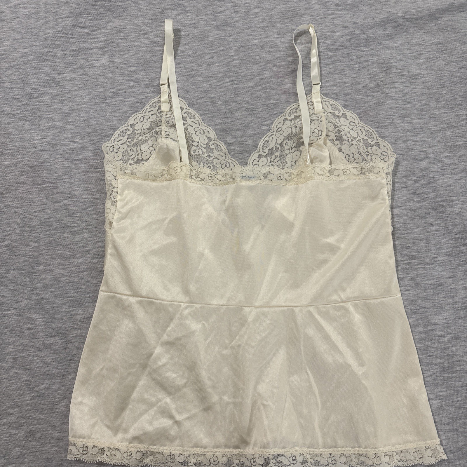 Vtg Sliperfection Nylon Tricot Ivory Lace Camisole Medium Whimsy Dainty