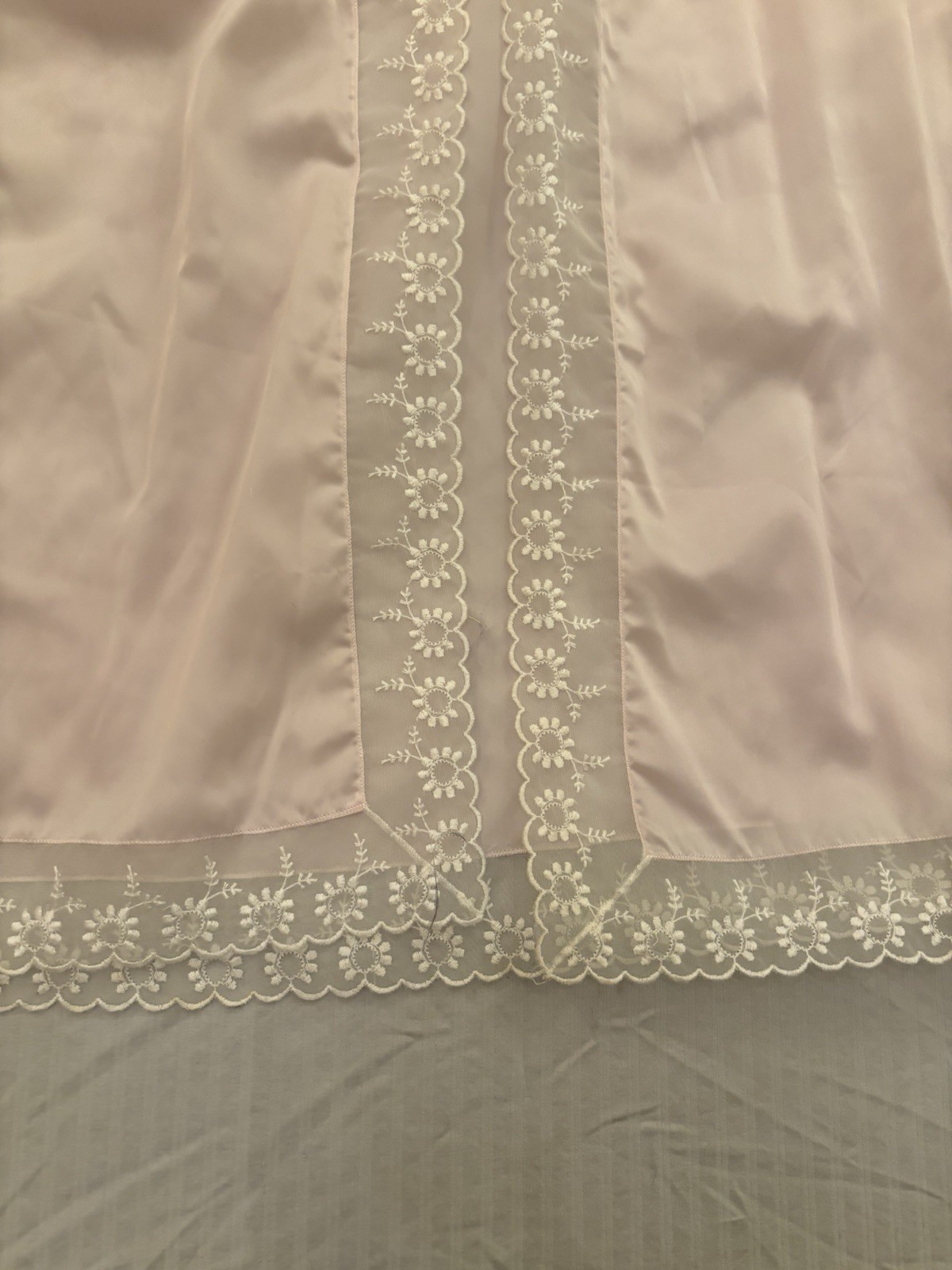 Vintage Italian Nightgown Housecoat Pale Lilac Lace Made in Italy