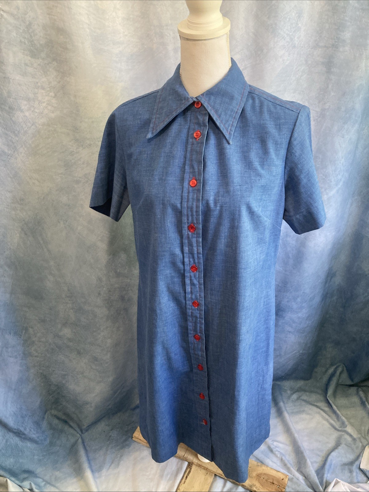 Vtg 60s 70s Country Miss Blue Chambray Shift Dress Red Button Dagger Collar Mod