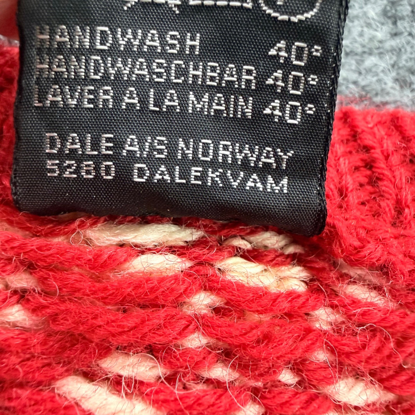 Vintage Dale of Norway NordicFair Isle Pure Wool Cardigan with Metal Clasps S
