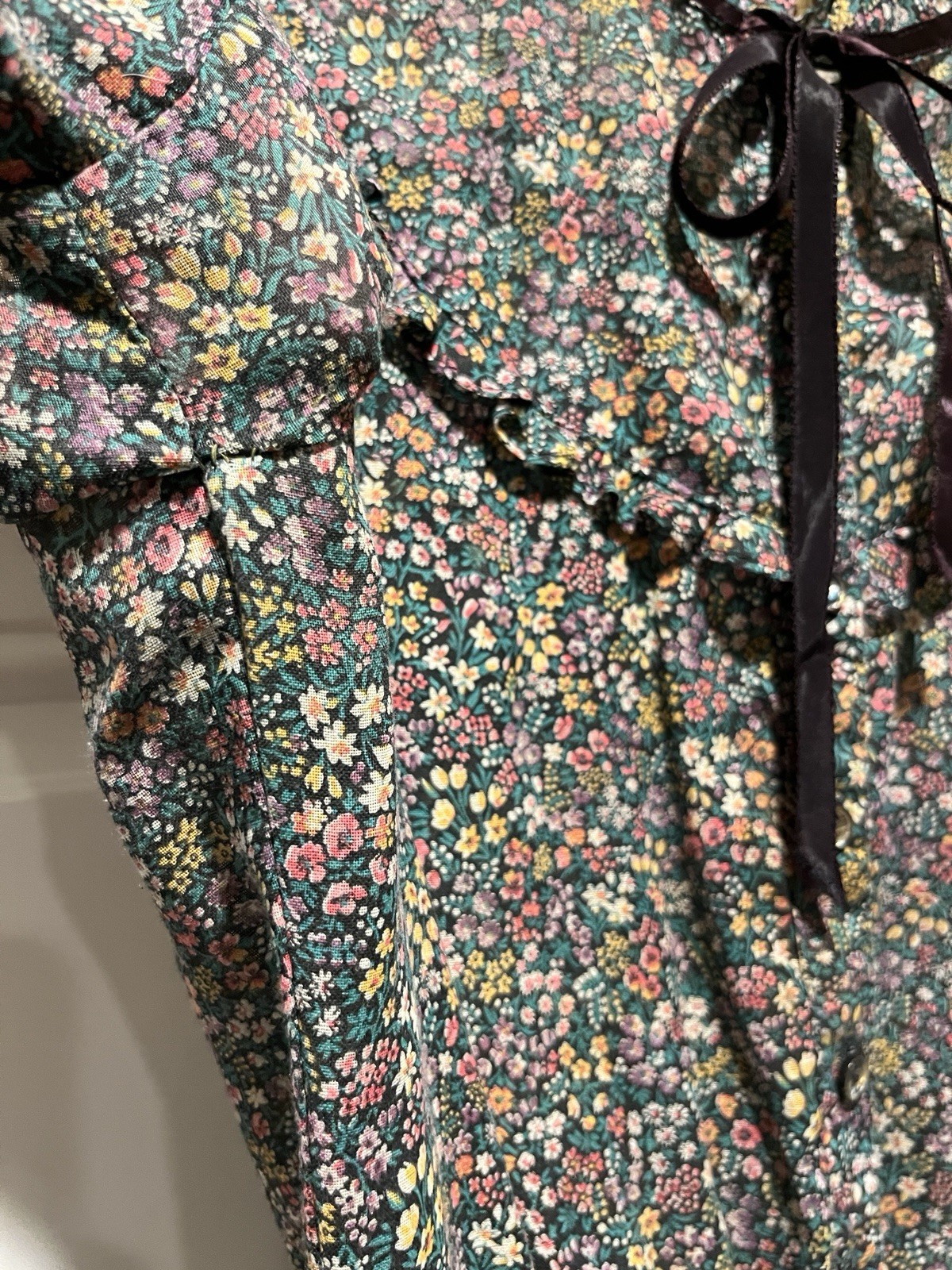 Authentic VTG 1970s Ditsy Floral Prairie Dress Boho Chiffon Tie Neck Byer Too XS