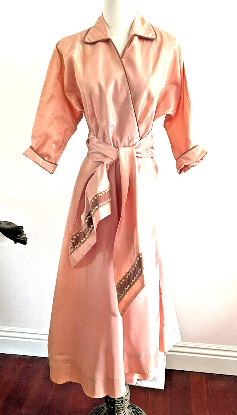 Vtg Satin Dressing Gown Robe Old Hollywood Glamour Blush Peach-Pink Velvet FANCY