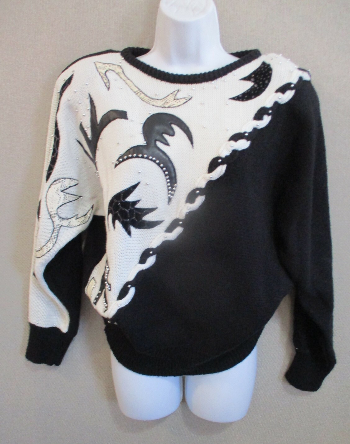 VTG A. Milano Sweater Size Medium Asymmetric Colorblock Beaded Applique