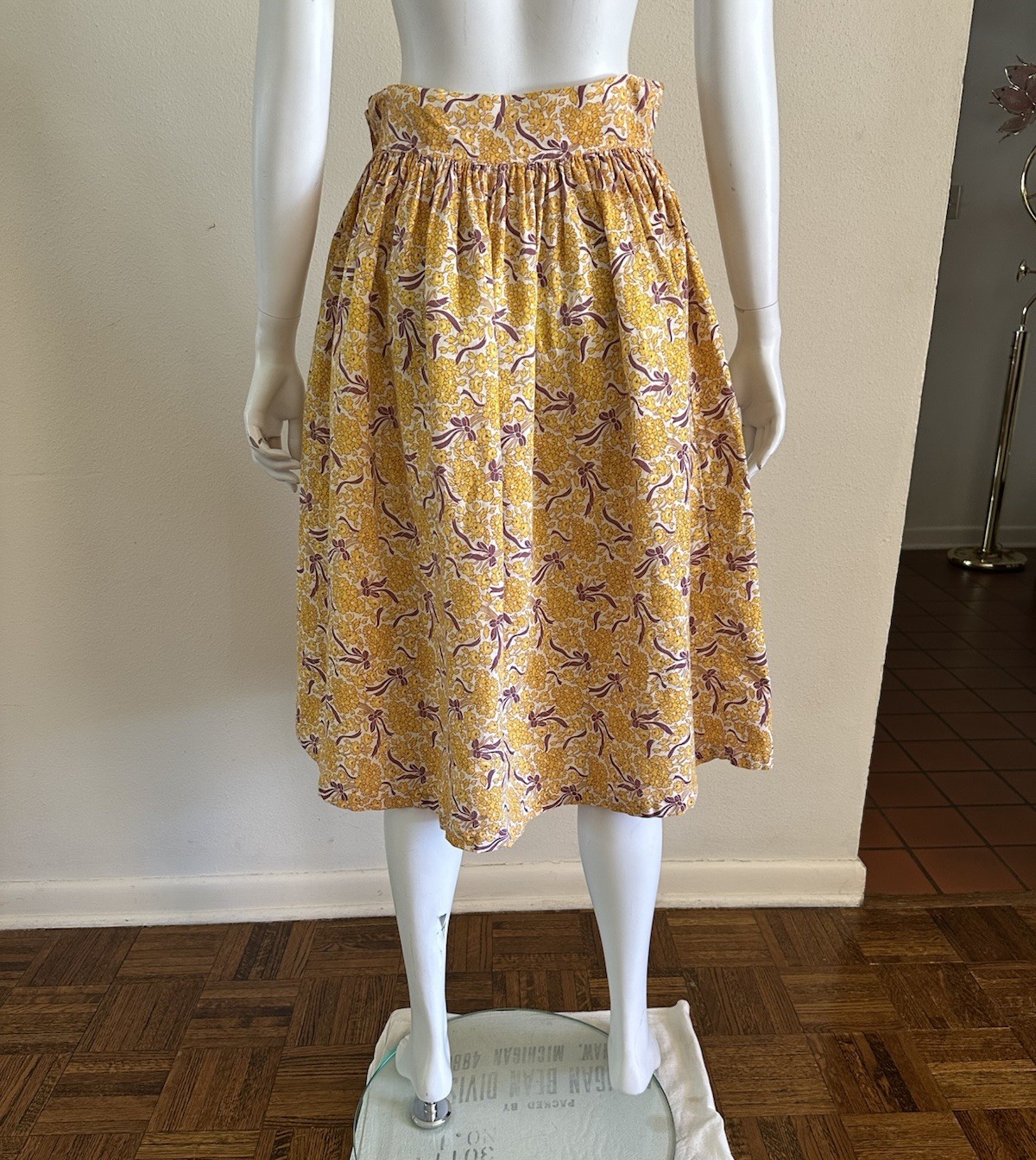 1930s 40s Feed Sack Skirt 28” Waist Yellow Floral Bows Fabric Cotton Prairie VTG
